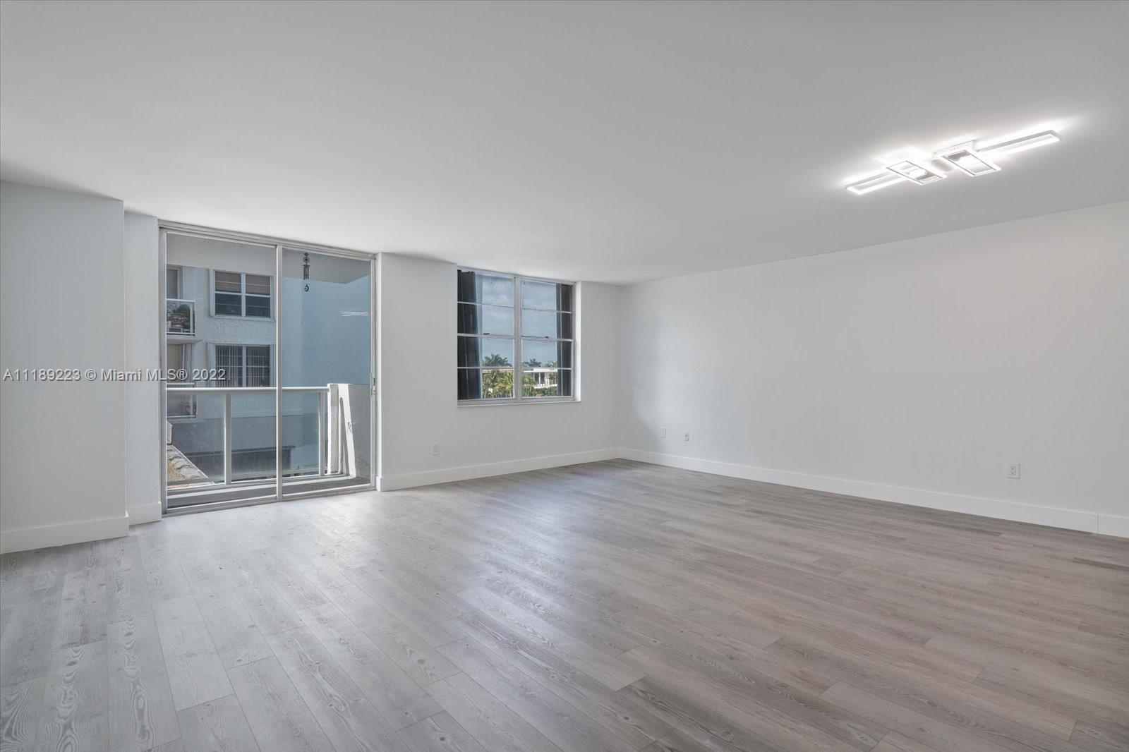 10000 W Bay Harbor Dr 204, Bay Harbor Islands, Florida 33154, 2 Bedrooms Bedrooms, ,2 BathroomsBathrooms,Residential,For Sale,10000 W Bay Harbor Dr 204,A11189223