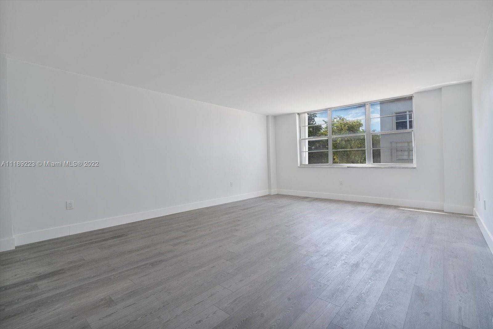 10000 W Bay Harbor Dr 204, Bay Harbor Islands, Florida 33154, 2 Bedrooms Bedrooms, ,2 BathroomsBathrooms,Residential,For Sale,10000 W Bay Harbor Dr 204,A11189223