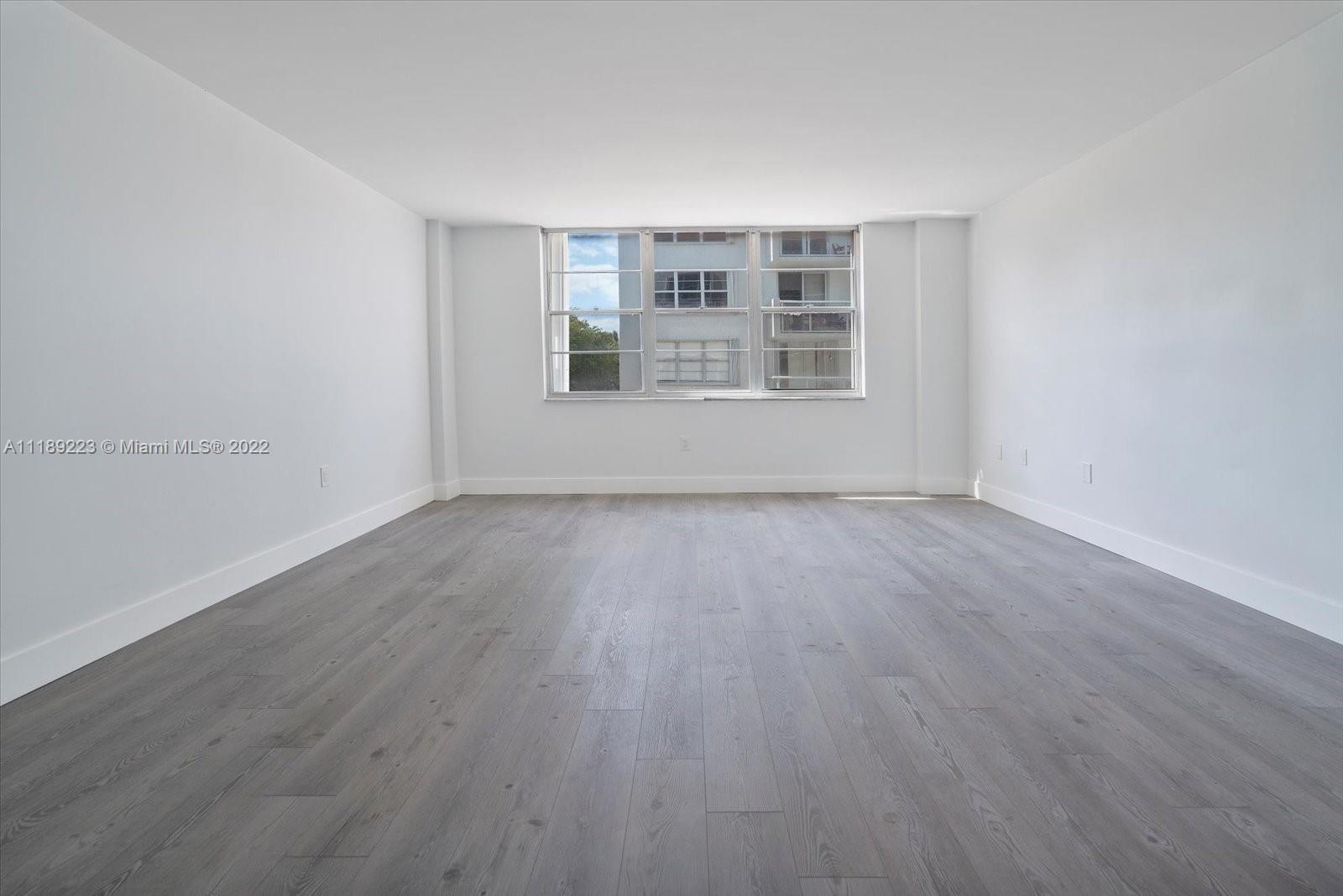 10000 W Bay Harbor Dr 204, Bay Harbor Islands, Florida 33154, 2 Bedrooms Bedrooms, ,2 BathroomsBathrooms,Residential,For Sale,10000 W Bay Harbor Dr 204,A11189223