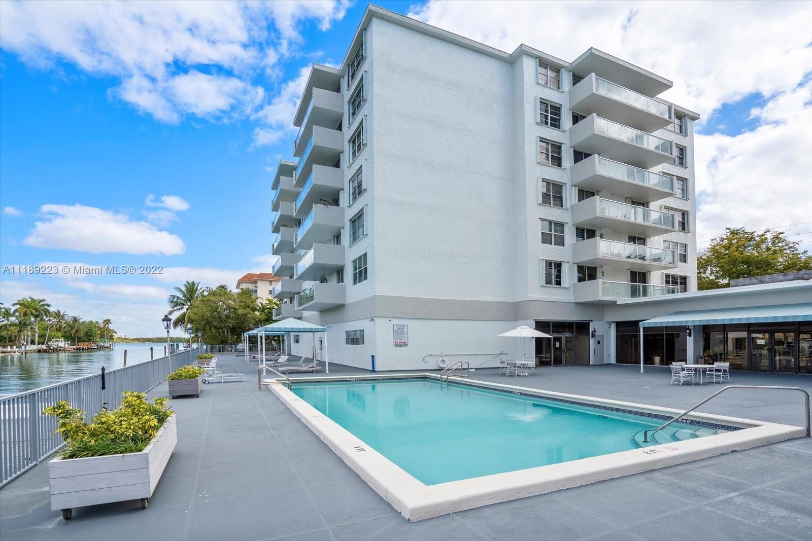 10000 W Bay Harbor Dr 204, Bay Harbor Islands, Florida 33154, 2 Bedrooms Bedrooms, ,2 BathroomsBathrooms,Residential,For Sale,10000 W Bay Harbor Dr 204,A11189223