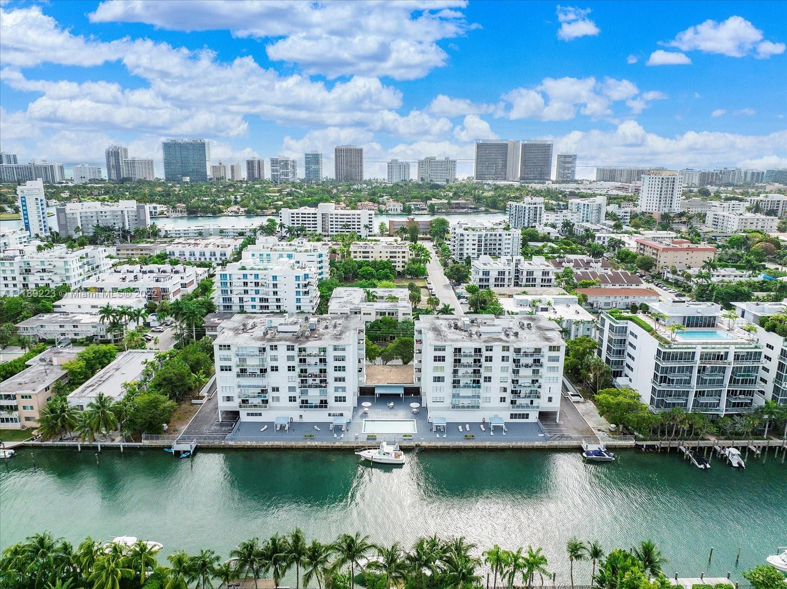 10000 W Bay Harbor Dr 204, Bay Harbor Islands, Florida 33154, 2 Bedrooms Bedrooms, ,2 BathroomsBathrooms,Residential,For Sale,10000 W Bay Harbor Dr 204,A11189223