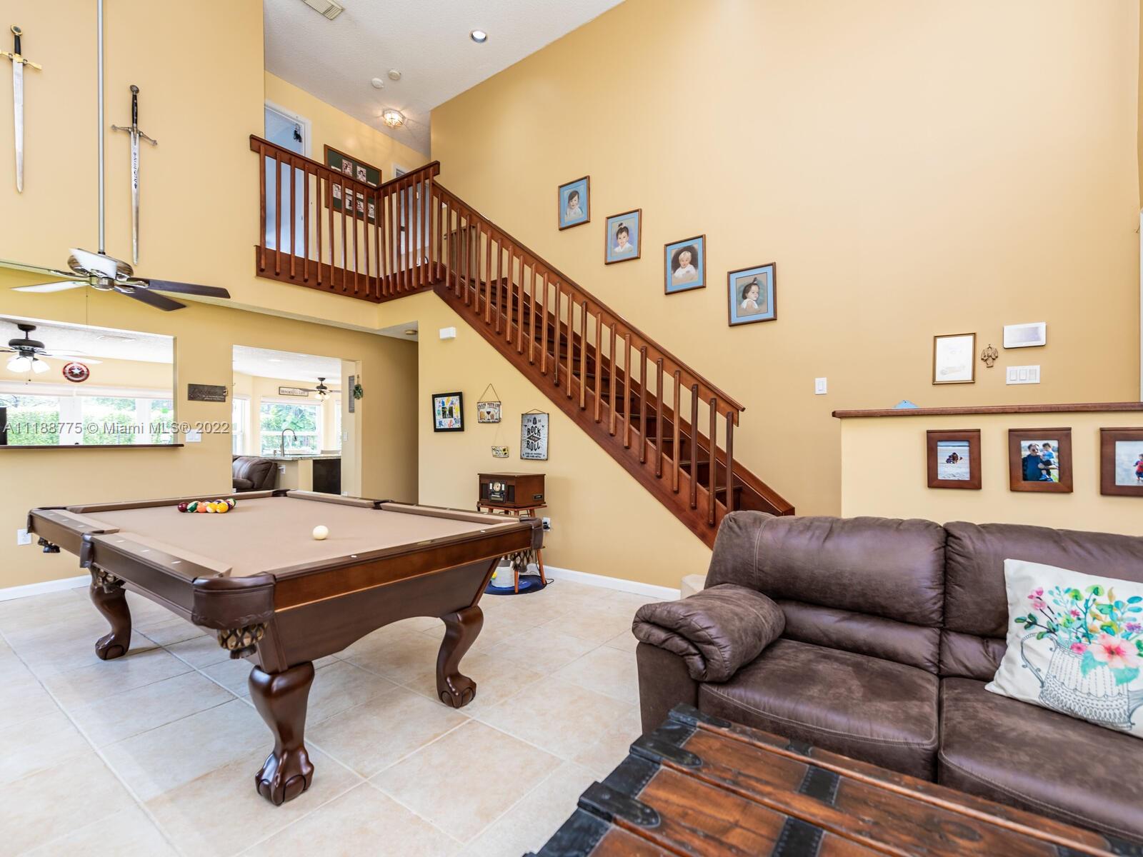 Listing Photo 11
