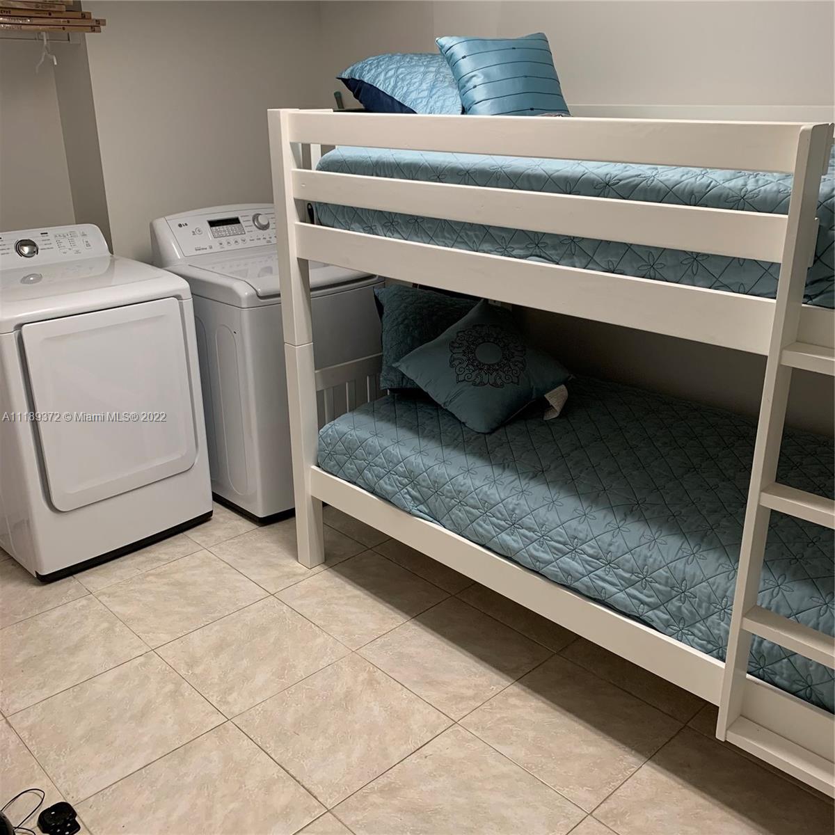 20201 E Country Club Dr 607, Aventura, Florida 33180, 2 Bedrooms Bedrooms, ,3 BathroomsBathrooms,Residentiallease,For Rent,20201 E Country Club Dr 607,A11189372