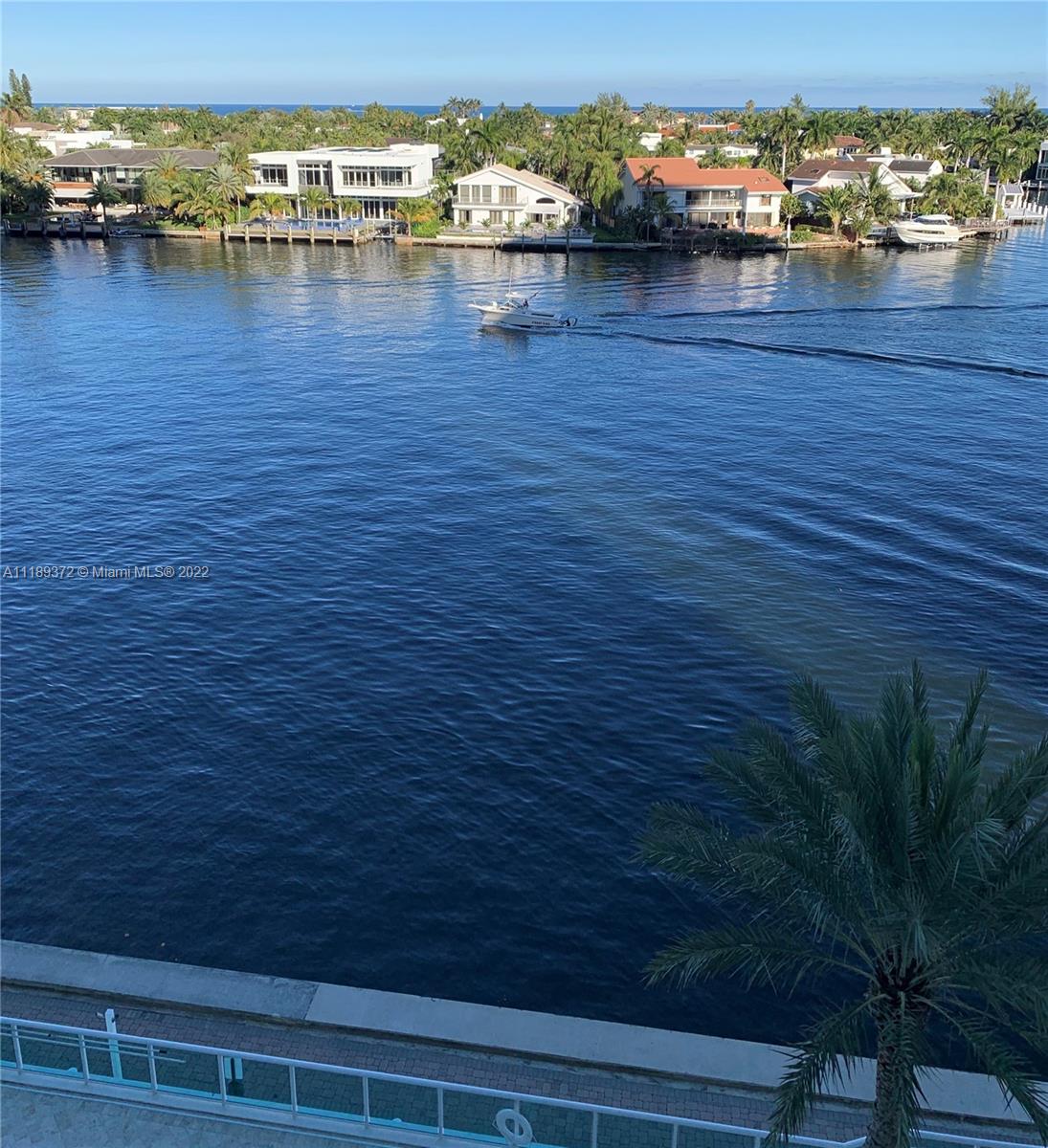 20201 E Country Club Dr 607, Aventura, Florida 33180, 2 Bedrooms Bedrooms, ,3 BathroomsBathrooms,Residentiallease,For Rent,20201 E Country Club Dr 607,A11189372