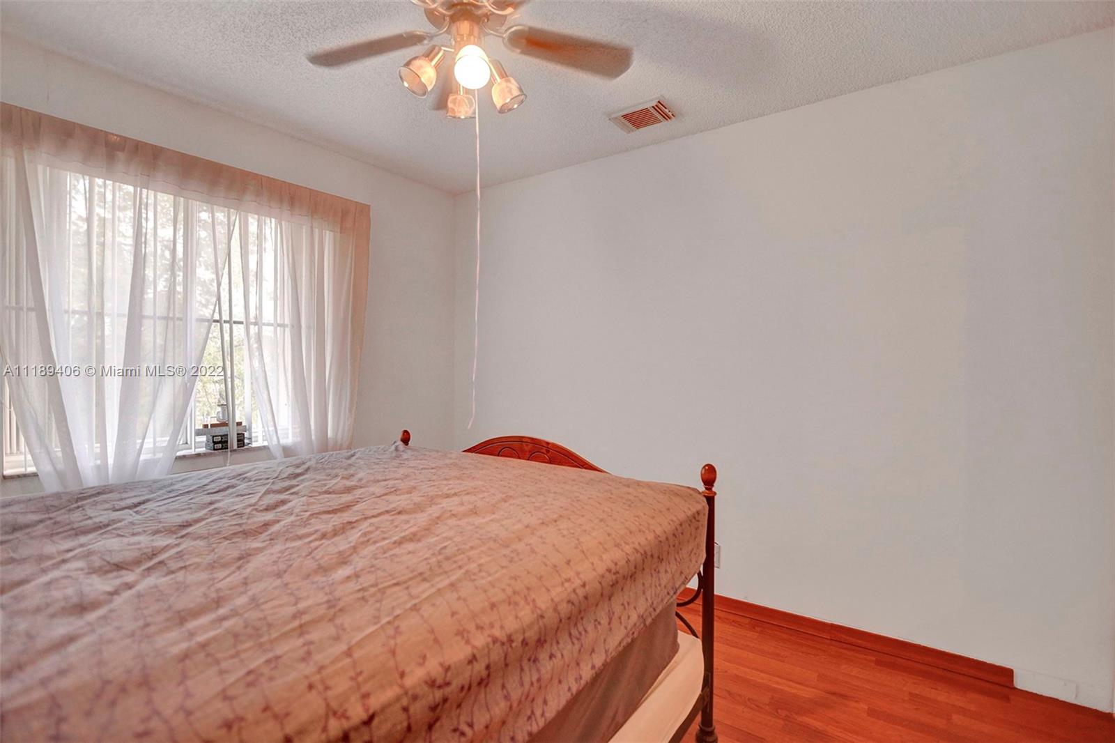 Listing Photo 27