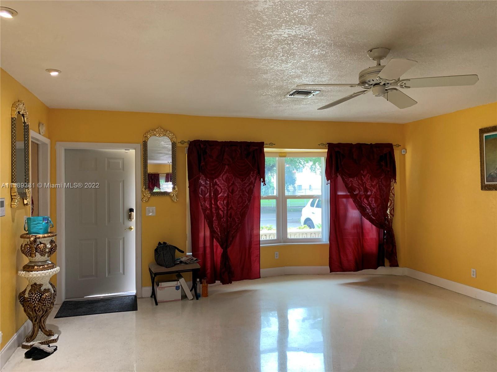 Listing Photo 7