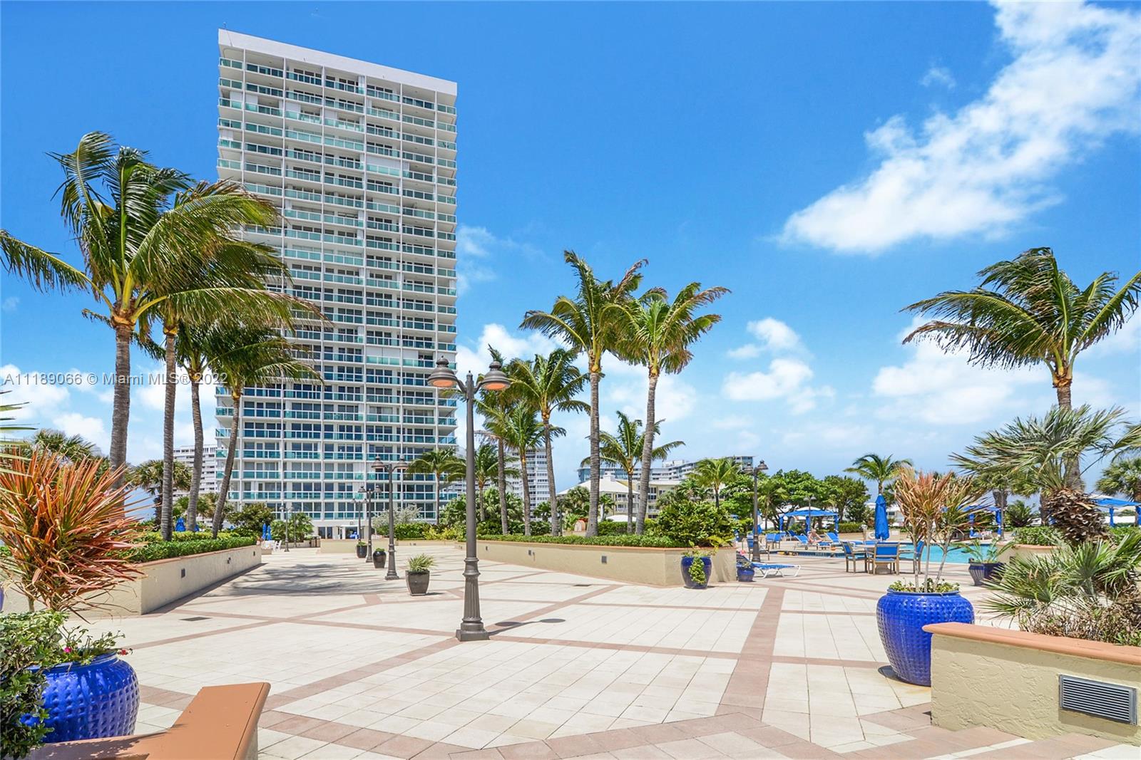 Located on the 18th floor overlooking the Intracoastal waterway & ocean in Fort Lauderdale, this updated two-bedroom, two-bath condo is ready to move in. The unit has floor-to-ceiling windows facing south,  a beautiful foyer, expansive living, dining, and kitchen areas, plus a large main bedroom with walk-in closets. The main bathroom features dual sinks and a jacuzzi-style tub. The Point of Americas buildings offers luxury amenities, beautifully landscaped beachfront property,  extra guest parking, pools, beach services, gym, BBQ areas, an onsite restaurant, security, and a guardhouse entry. Point of Americas is on the most expansive stretch of Fort Lauderdale Beach. *** Property may be rented unfurnished or furnished.