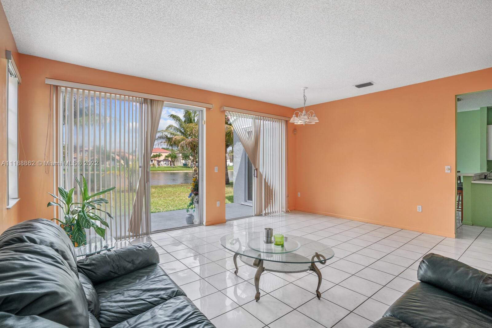 Listing Photo 9