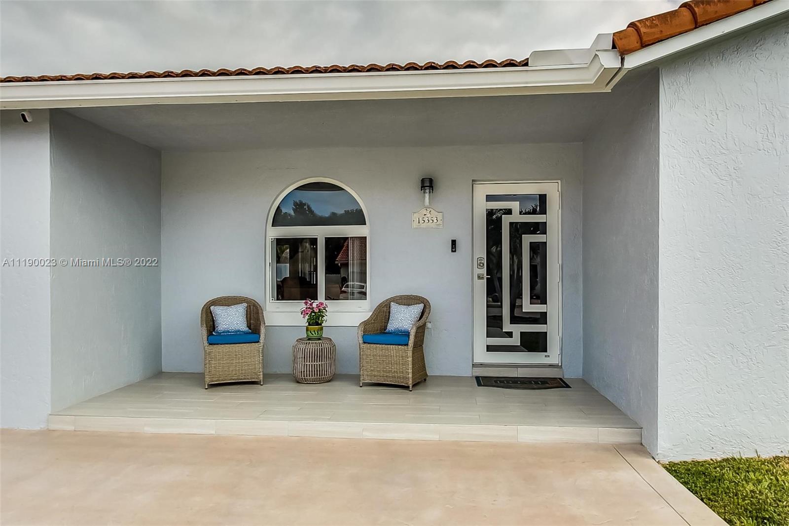 Listing Photo 8