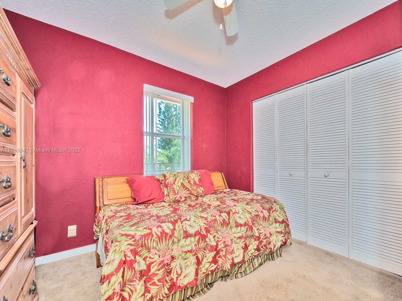 Listing Photo 17