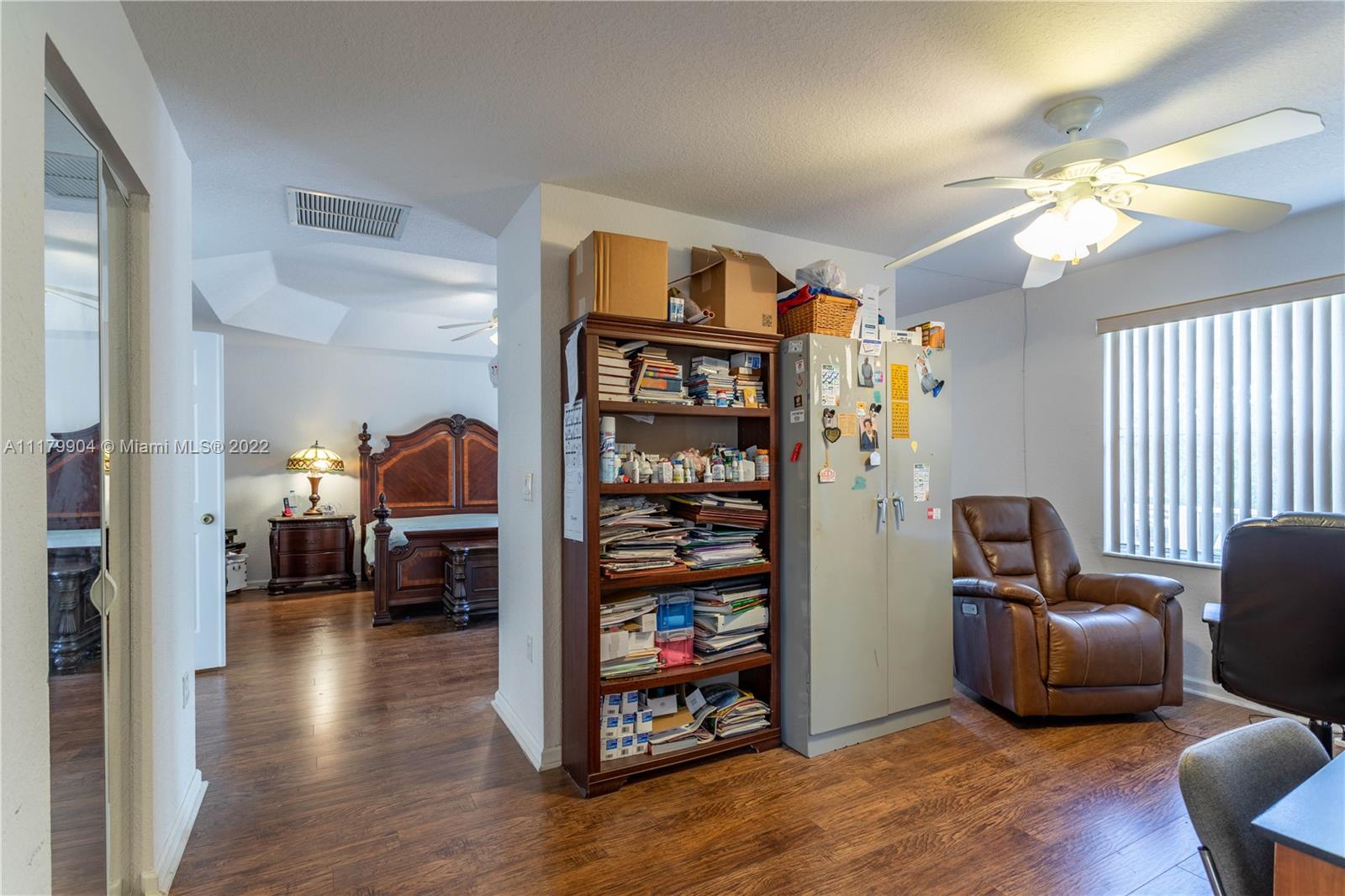 Listing Photo 18