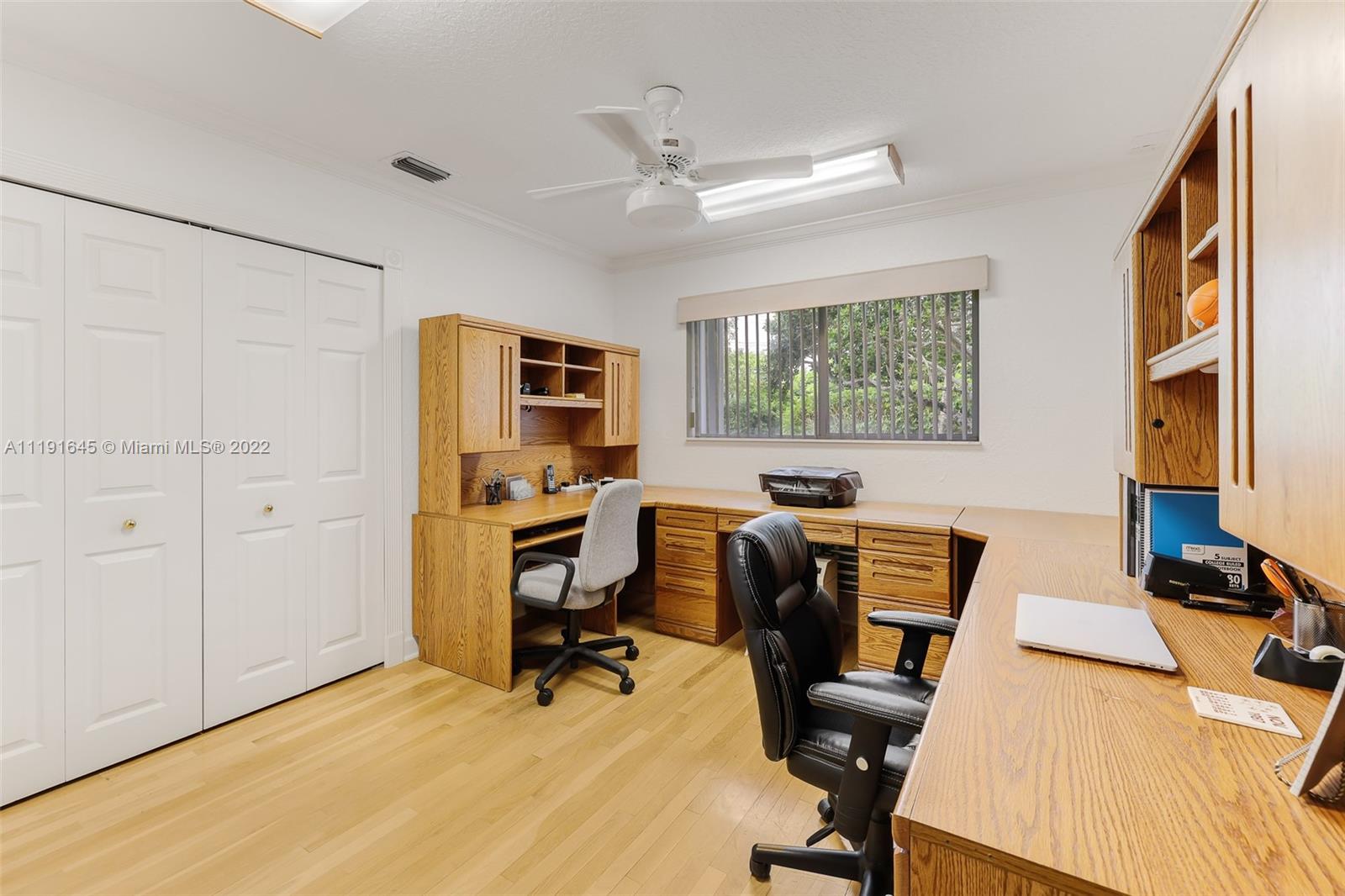 Listing Photo 16