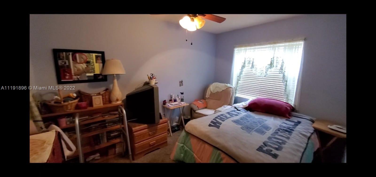 Listing Photo 8