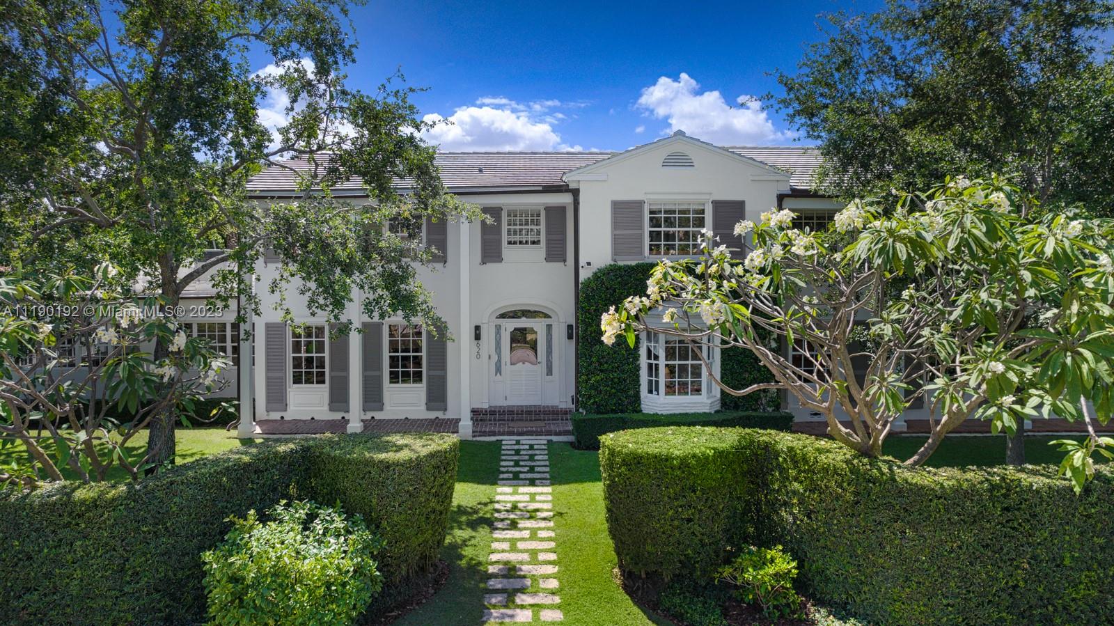Welcome to 620 E Dilido Drive - a very rare gem in Miami’s most sought after neighborhood, Venetian Islands. This charming, designer home on a corner, double lot (15,000 SF) is the ideal family home. Over 6,000 SF of interiors, with 6 bedrooms, 5 bathrooms, this colonial beauty exudes elegance and style.
Living areas are flooded with natural light. Floor to ceiling sliding doors walk you from your chef’s kitchen, complete with large island, gas range, Subzero and Miele appliances to your beautiful garden, cabana and pool area. Master suite has a beautiful walk in closet, bathroom and sitting area.This is your dream house, your one of a kind home on exclusive Dilido Island. If you are looking for a warm, family friendly home an oversized lot look no further -  your search is over.