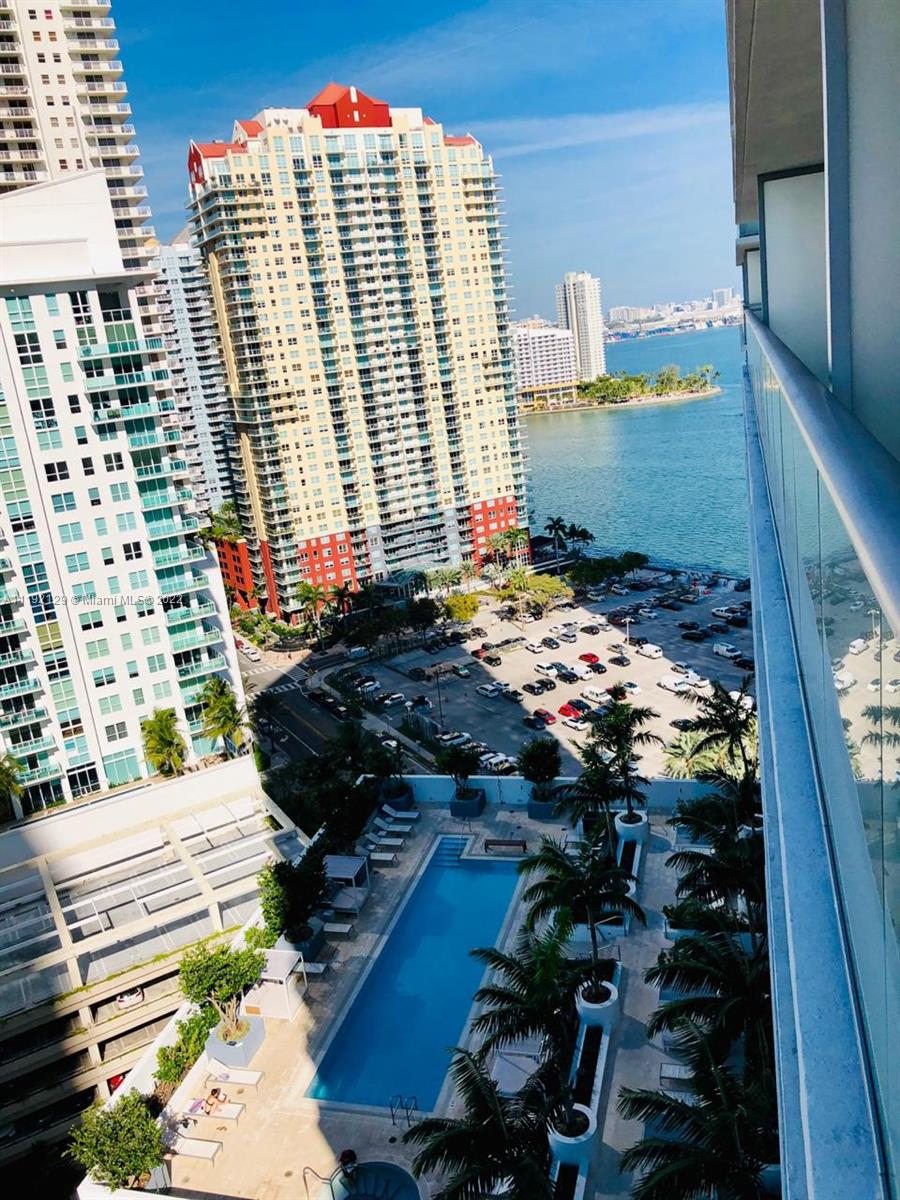 1300 Brickell Bay Dr 2102, Miami, Florida 33131, 2 Bedrooms Bedrooms, ,2 BathroomsBathrooms,Residentiallease,For Rent,1300 Brickell Bay Dr 2102,A11192129