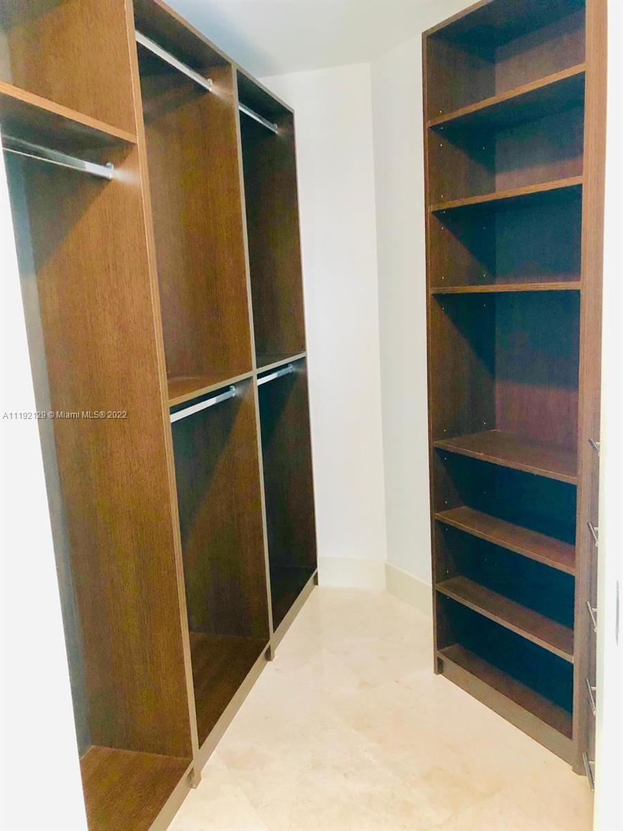 1300 Brickell Bay Dr 2102, Miami, Florida 33131, 2 Bedrooms Bedrooms, ,2 BathroomsBathrooms,Residentiallease,For Rent,1300 Brickell Bay Dr 2102,A11192129