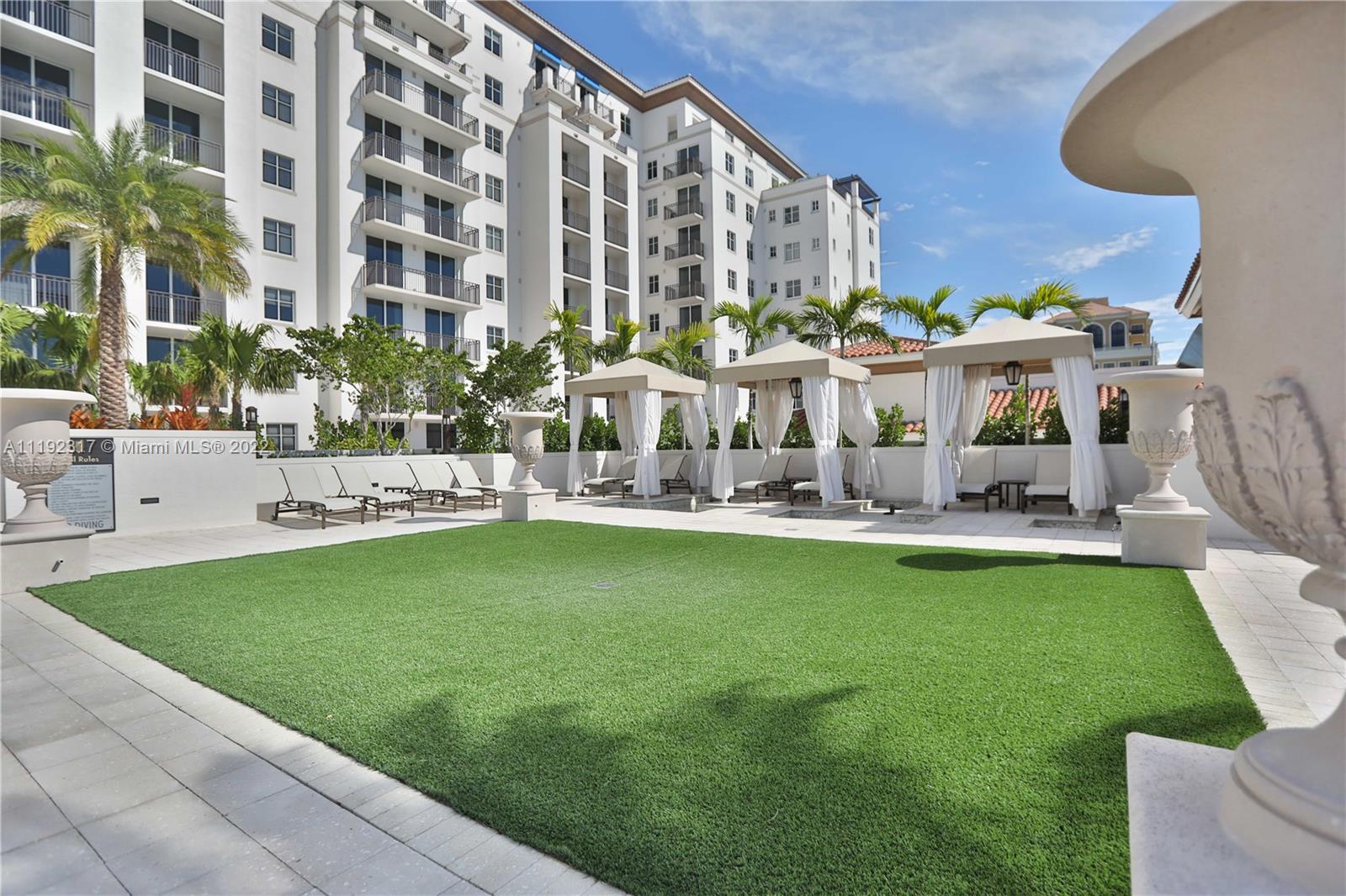 Sofia in Coral Gables boasts a carefully curated collection of luxury amenities, including a full-size fitness center, a large outdoor elevated pool, and social lounges overlooking the Coral Gables skyline. Each thoughtfully designed home at Sofia—whether it’s a studio or a penthouse suite—was built with state-of-the-art amenities and high-end finishes fit for a world-class resort. At Sofia, interior spaces flow naturally into exterior spaces, so you can enjoy the tropical breeze and stunning views of beautiful Coral Gables while sitting in the comfort of your own home.