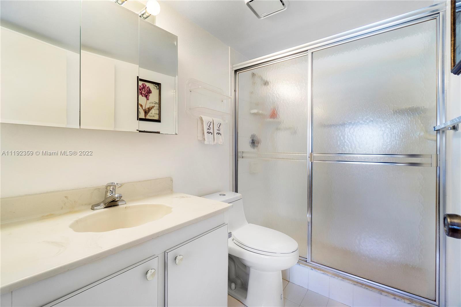 814 NE 27th Ave, Hallandale Beach, Florida 33009, 2 Bedrooms Bedrooms, ,2 BathroomsBathrooms,Residential,For Sale,814 NE 27th Ave,A11192359