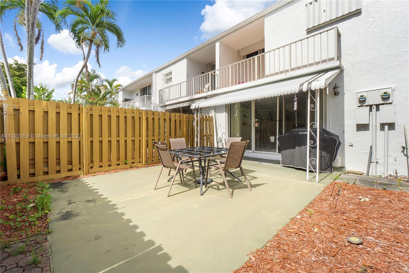 814 NE 27th Ave, Hallandale Beach, Florida 33009, 2 Bedrooms Bedrooms, ,2 BathroomsBathrooms,Residential,For Sale,814 NE 27th Ave,A11192359