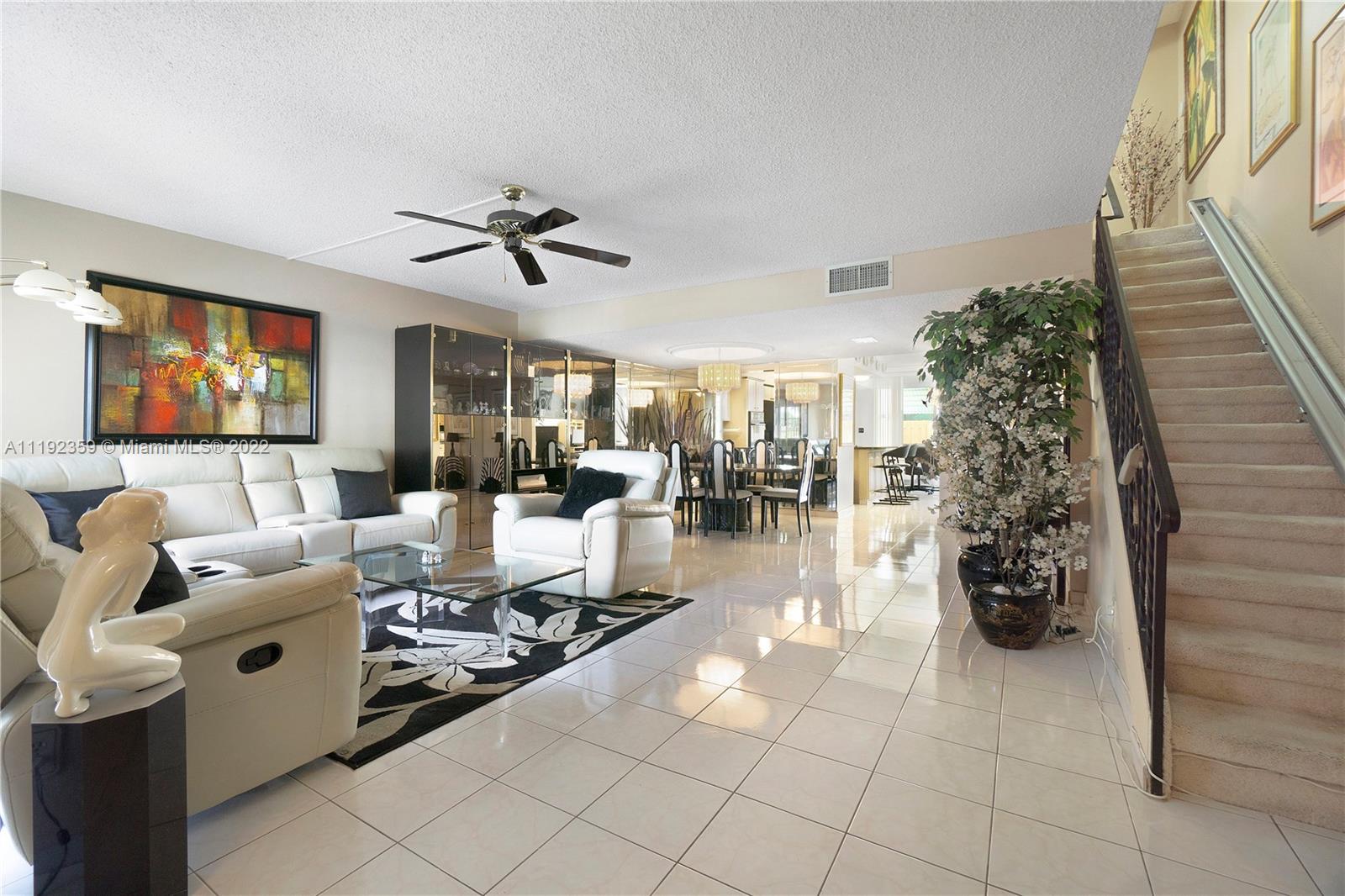 814 NE 27th Ave, Hallandale Beach, Florida 33009, 2 Bedrooms Bedrooms, ,2 BathroomsBathrooms,Residential,For Sale,814 NE 27th Ave,A11192359