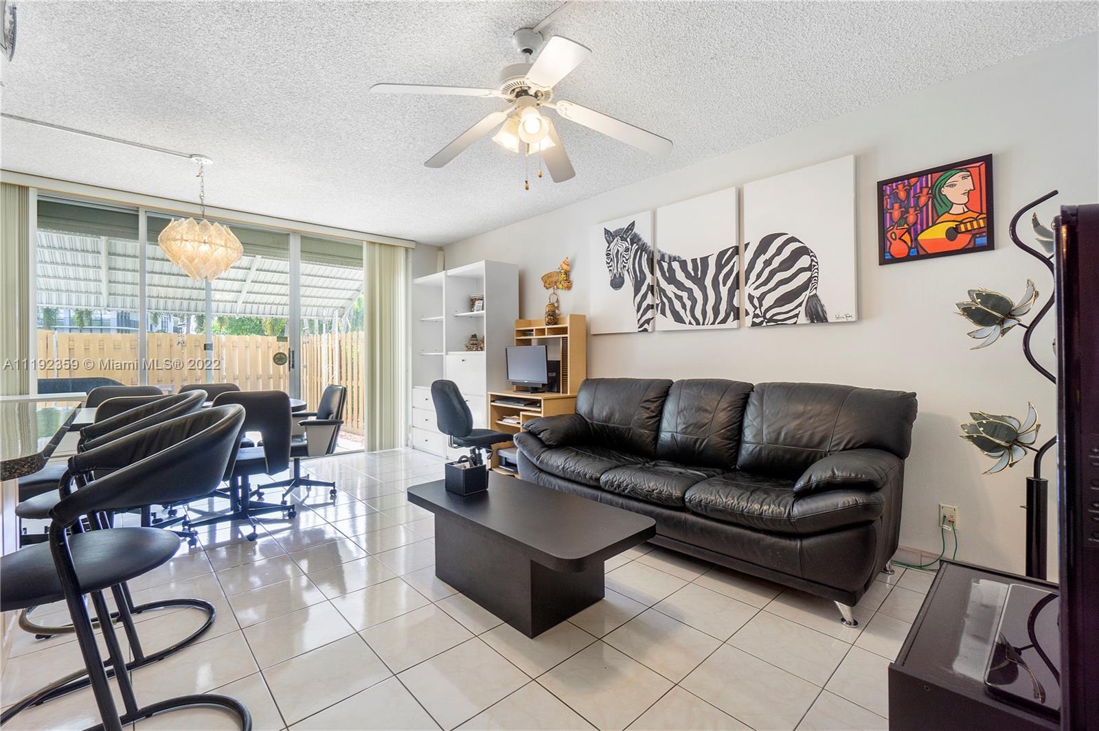 814 NE 27th Ave, Hallandale Beach, Florida 33009, 2 Bedrooms Bedrooms, ,2 BathroomsBathrooms,Residential,For Sale,814 NE 27th Ave,A11192359