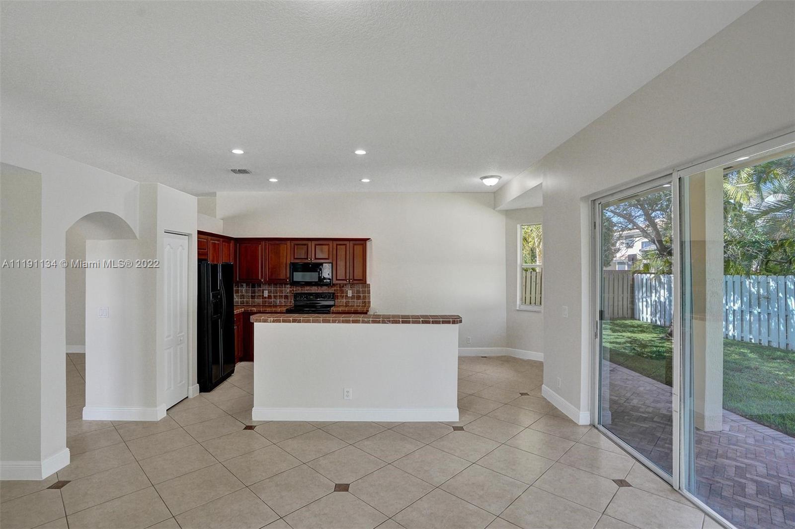 Listing Photo 29