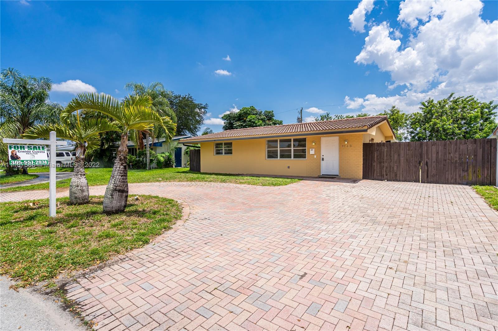 7710 NW 12th St  For Sale A11187568, FL