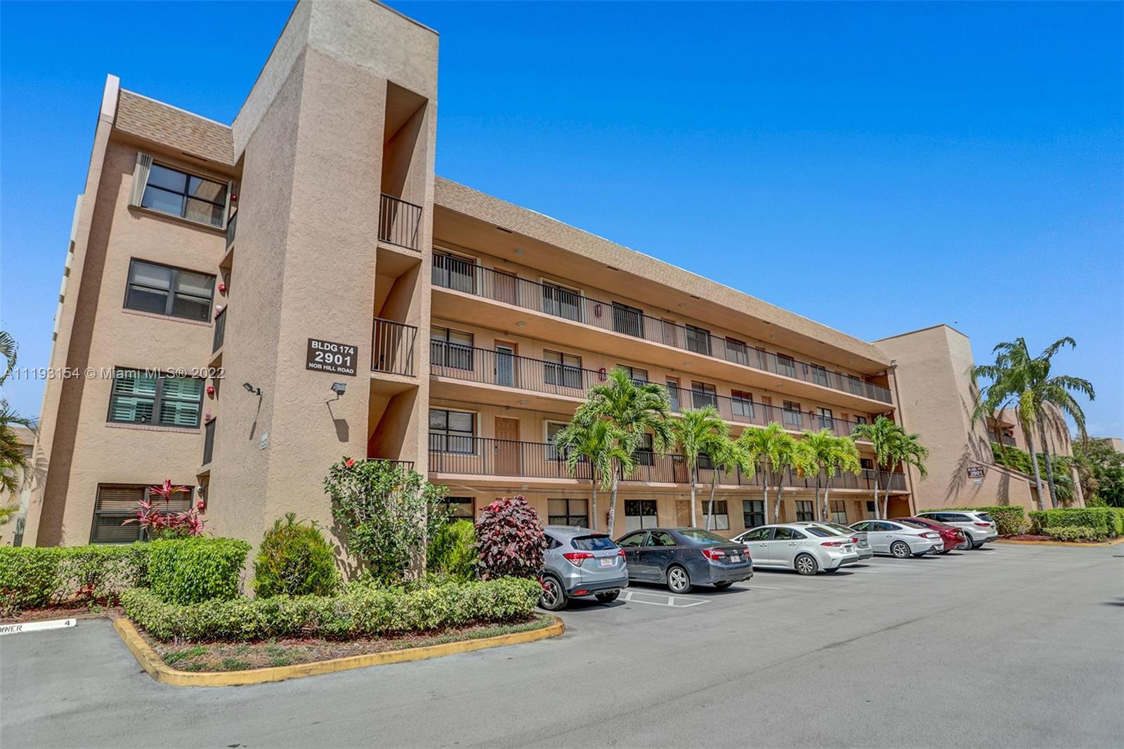 2901 N Nob Hill Rd 402, Sunrise, Florida 33322, 2 Bedrooms Bedrooms, ,2 BathroomsBathrooms,Residential,For Sale,2901 N Nob Hill Rd 402,A11193154