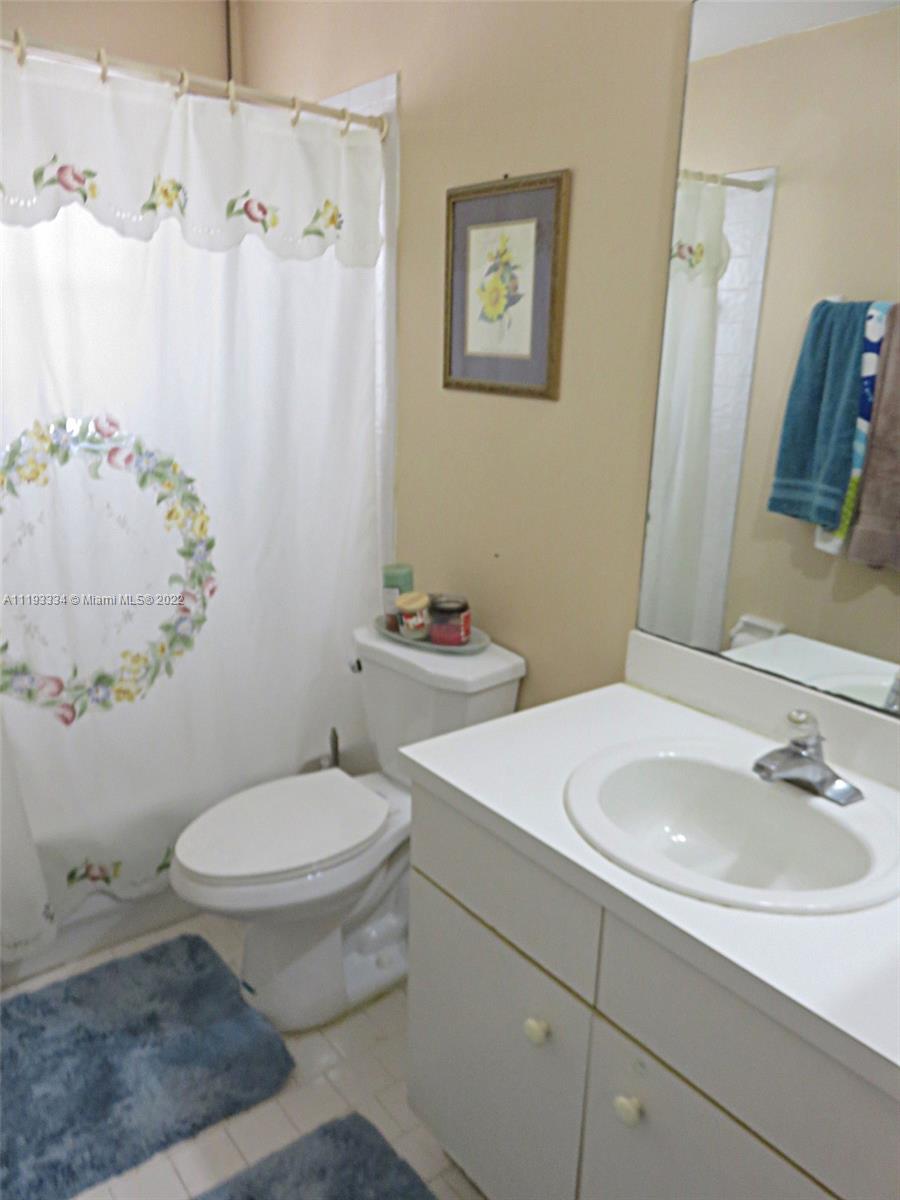 Listing Photo 10