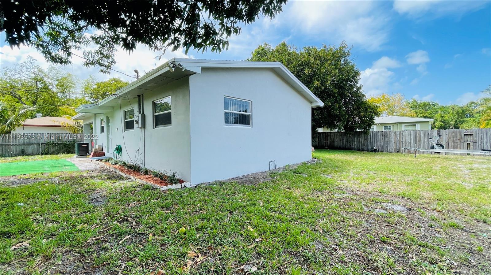 Listing Photo 32