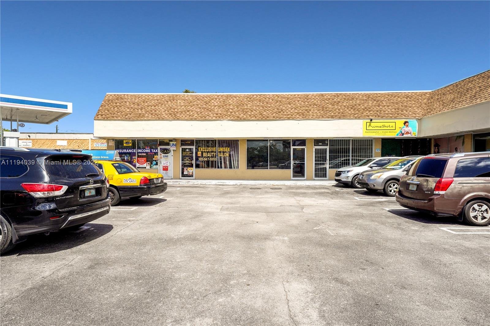 14701 W Dixie Hwy  For Sale A11194039, FL