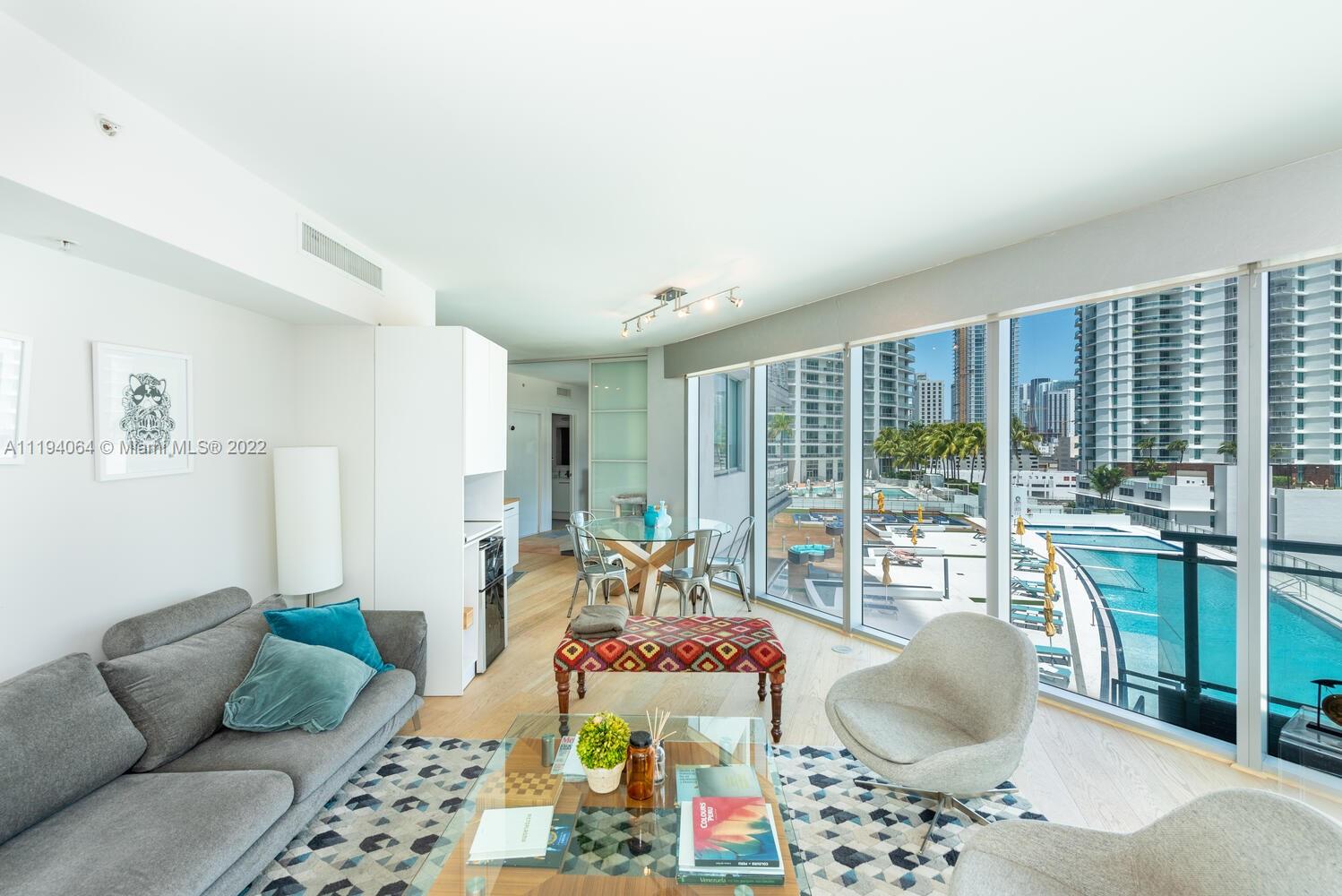 92 SW 3rd St 1201, Miami, Florida 33130, 3 Bedrooms Bedrooms, ,3 BathroomsBathrooms,Residential,For Sale,92 SW 3rd St 1201,A11194064