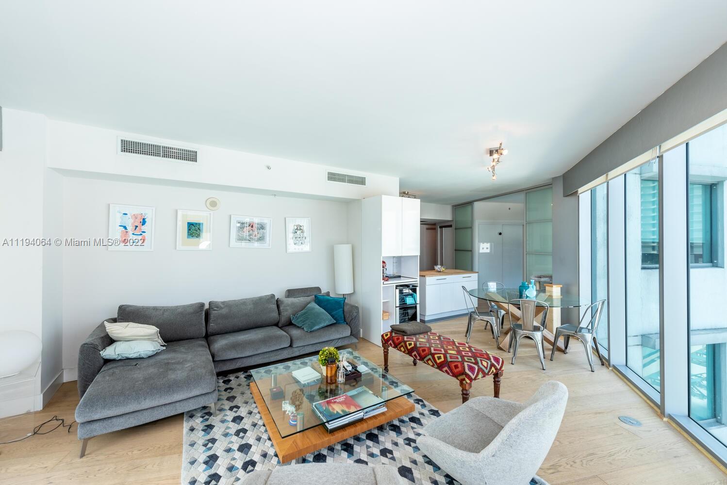 92 SW 3rd St 1201, Miami, Florida 33130, 3 Bedrooms Bedrooms, ,3 BathroomsBathrooms,Residential,For Sale,92 SW 3rd St 1201,A11194064