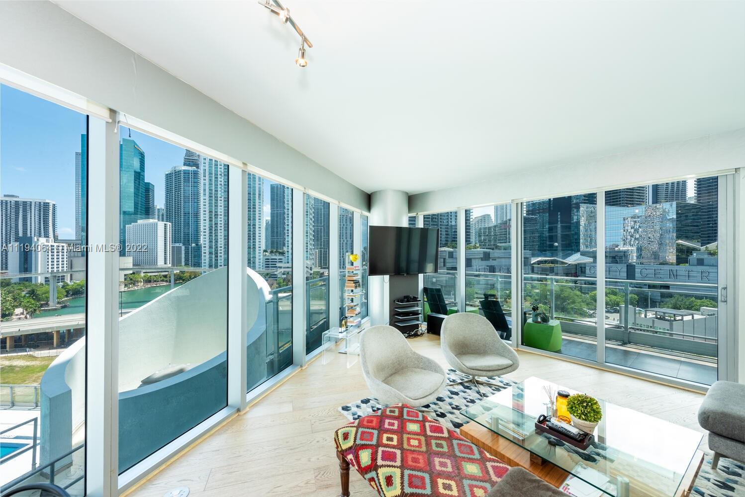 92 SW 3rd St 1201, Miami, Florida 33130, 3 Bedrooms Bedrooms, ,3 BathroomsBathrooms,Residential,For Sale,92 SW 3rd St 1201,A11194064