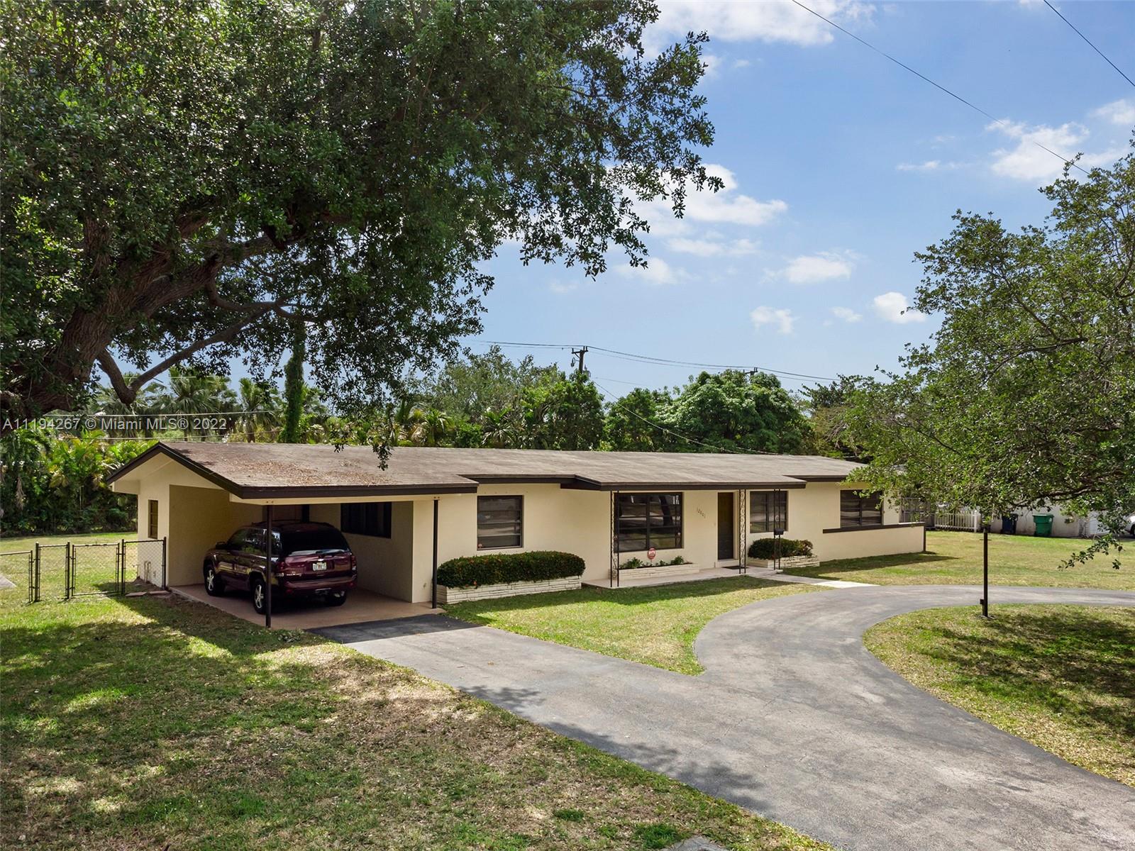 ***Central Park in Pinecrest*** 4 bed / 2.5 bath / 1 car carport on deep 17,000sf lot. All Palmetto schools. Needs updating but very livable and worth the investment. A must see!