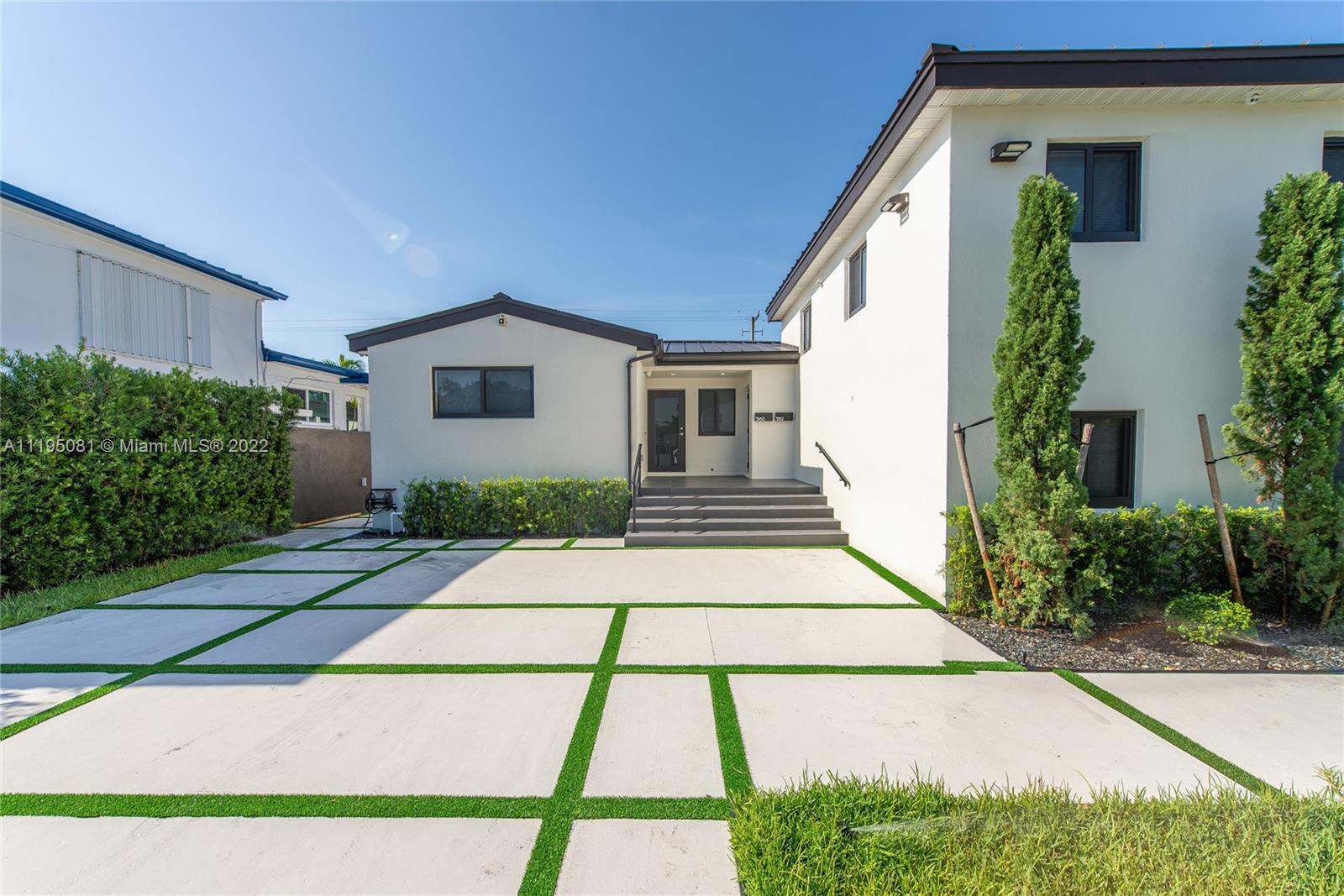 3360 SW 7th St, Miami, Florida 33135, ,Residentialincome,For Sale,3360 SW 7th St,A11195081