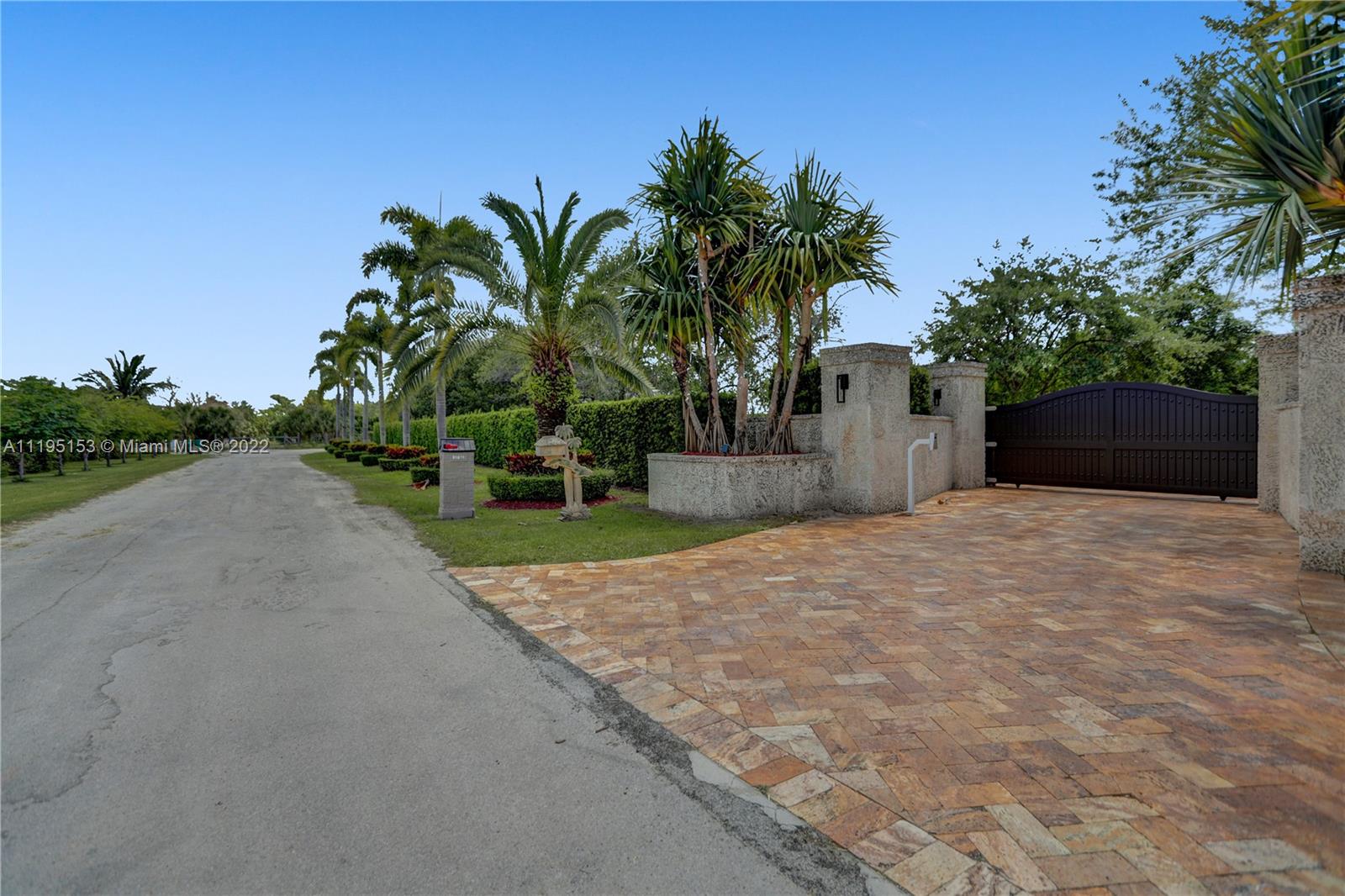 Listing Photo 7