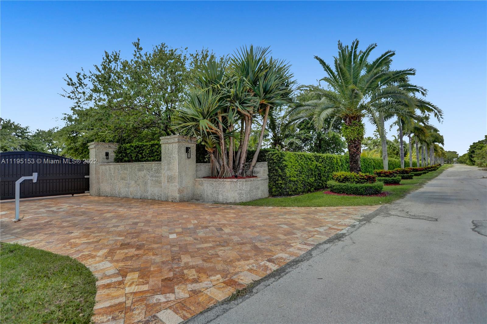Listing Photo 8