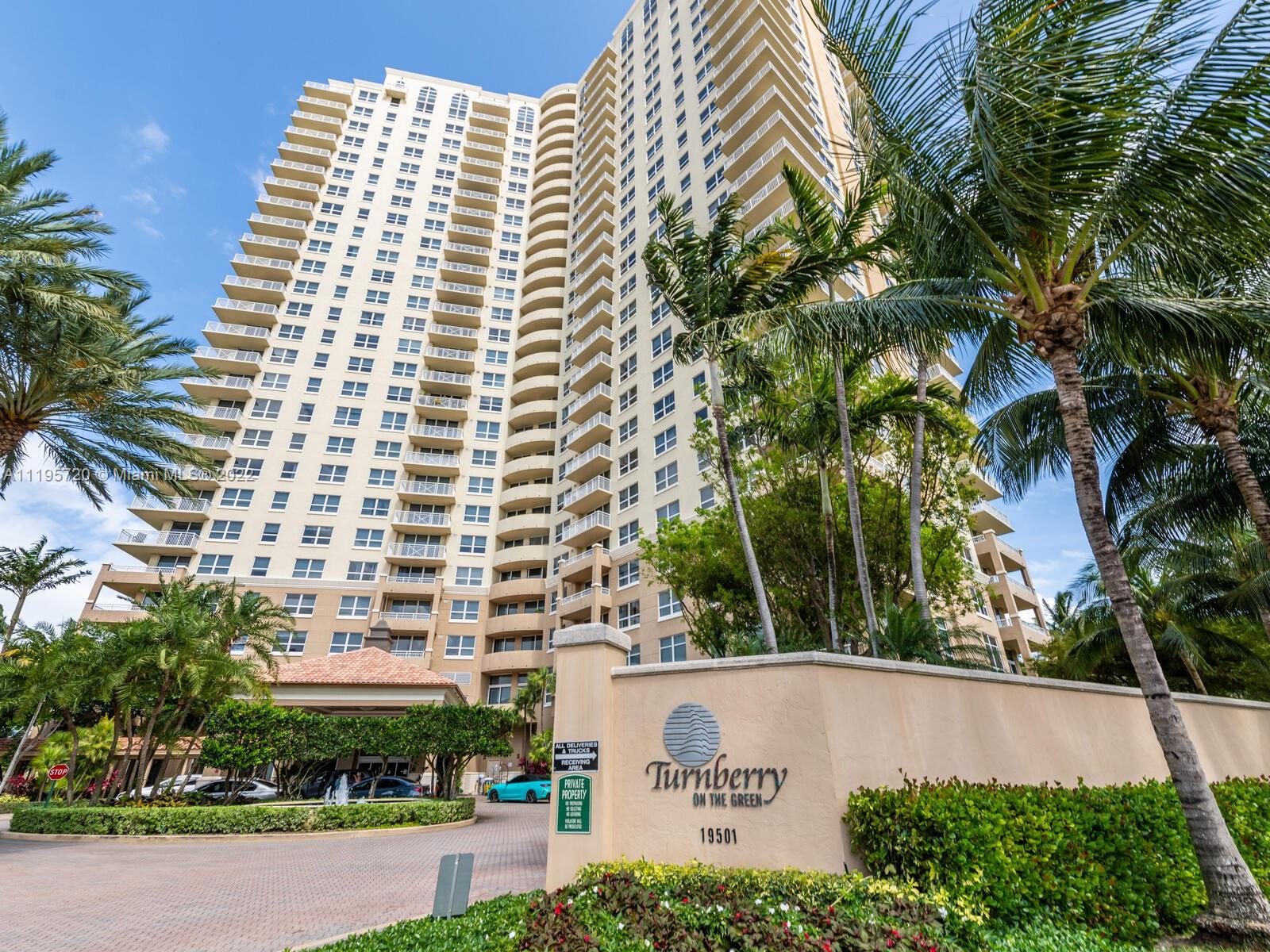19501 W Country Club Dr #2014 For Sale A11195720, FL