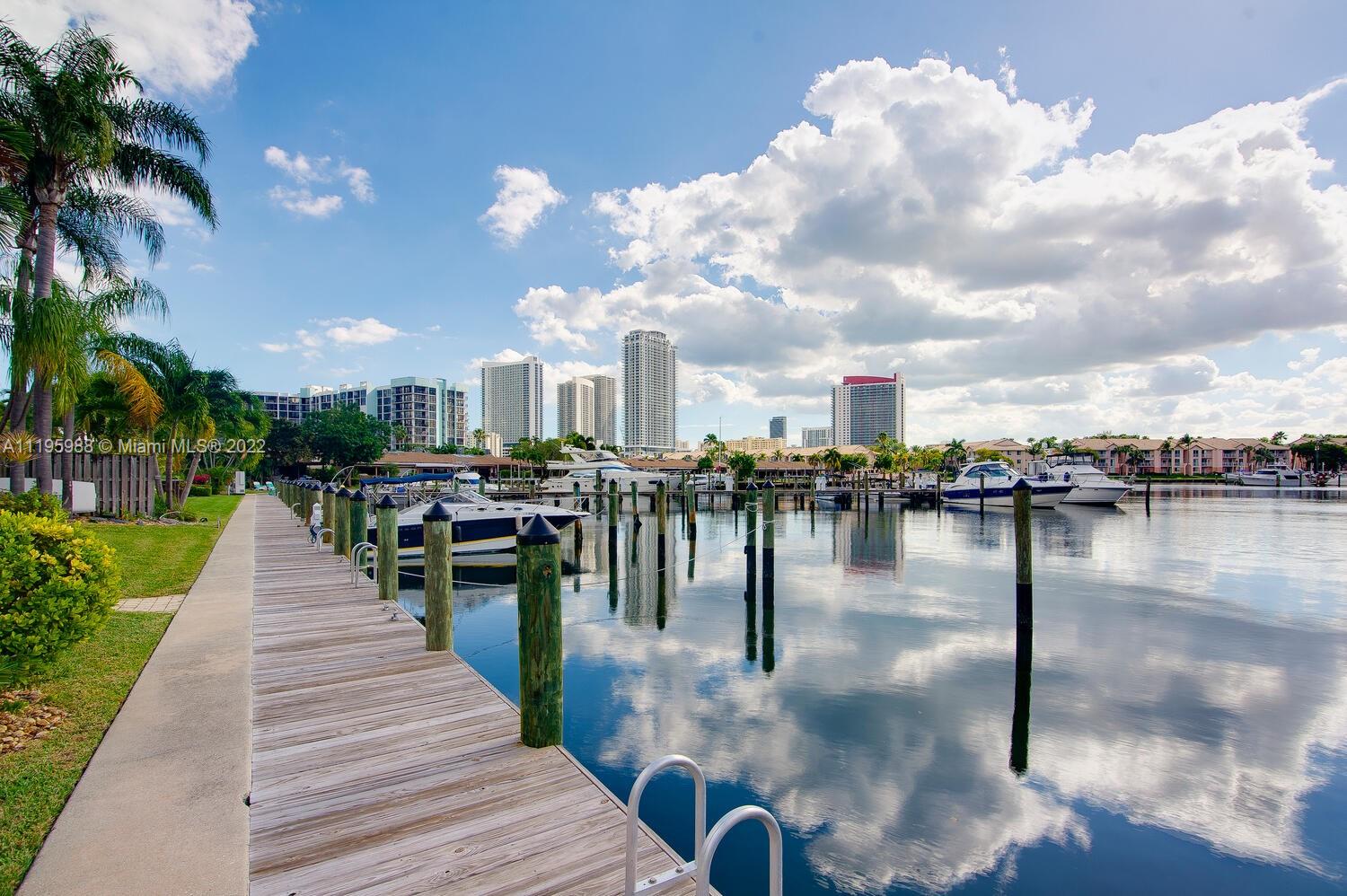 2747 S Parkview Dr 2747, Hallandale Beach, Florida 33009, 3 Bedrooms Bedrooms, ,2 BathroomsBathrooms,Residential,For Sale,2747 S Parkview Dr 2747,A11195988