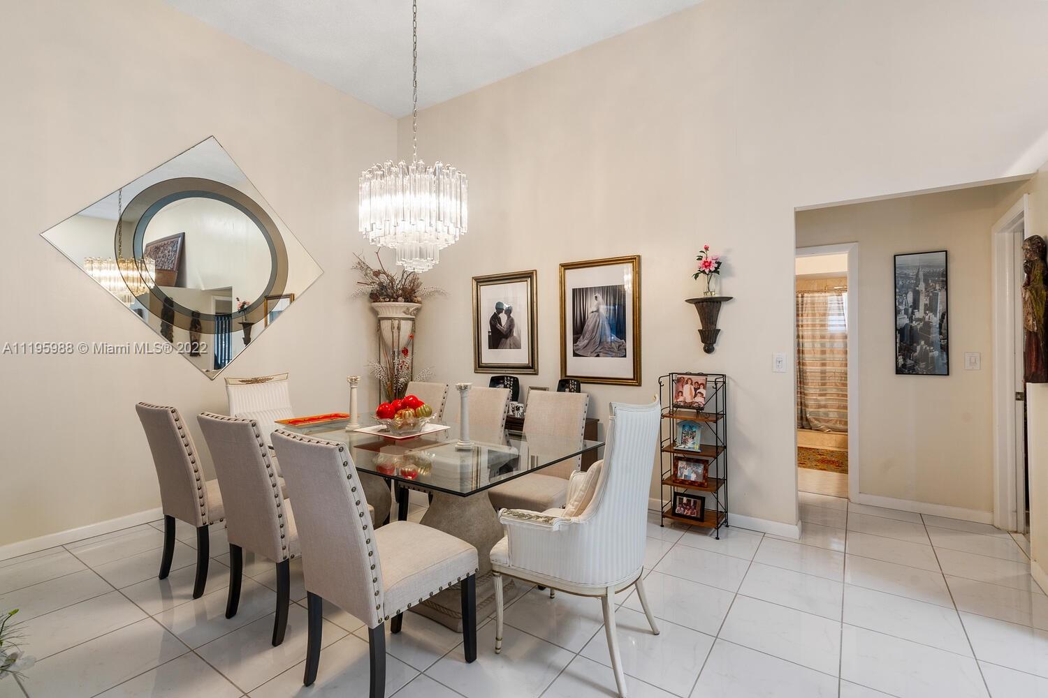 2747 S Parkview Dr 2747, Hallandale Beach, Florida 33009, 3 Bedrooms Bedrooms, ,2 BathroomsBathrooms,Residential,For Sale,2747 S Parkview Dr 2747,A11195988