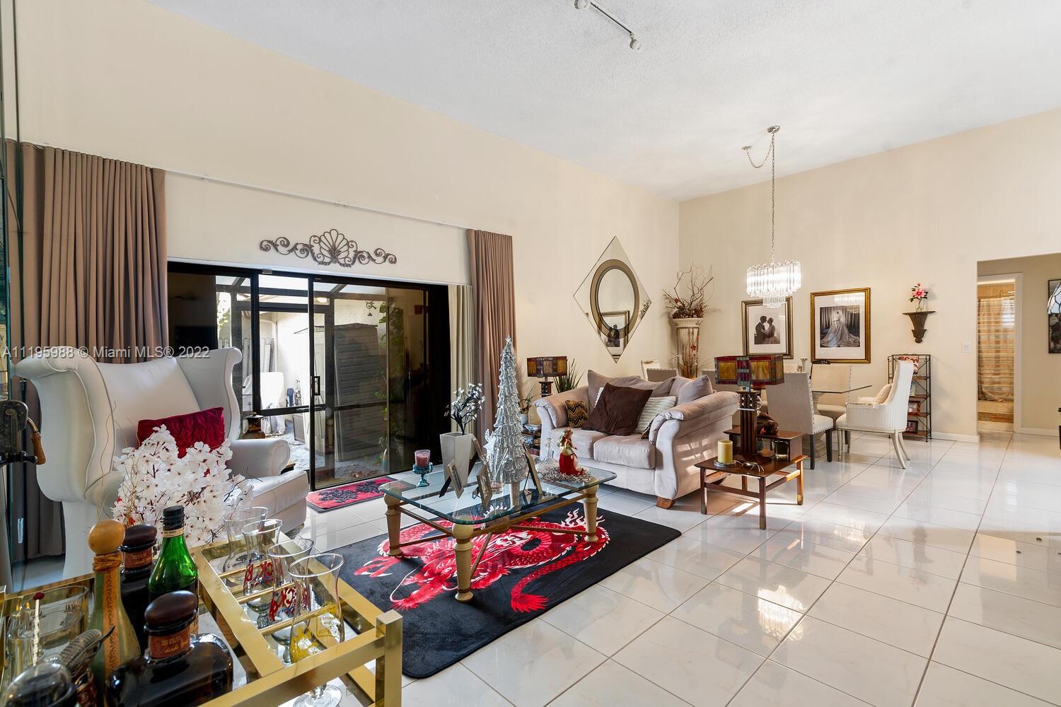 2747 S Parkview Dr 2747, Hallandale Beach, Florida 33009, 3 Bedrooms Bedrooms, ,2 BathroomsBathrooms,Residential,For Sale,2747 S Parkview Dr 2747,A11195988