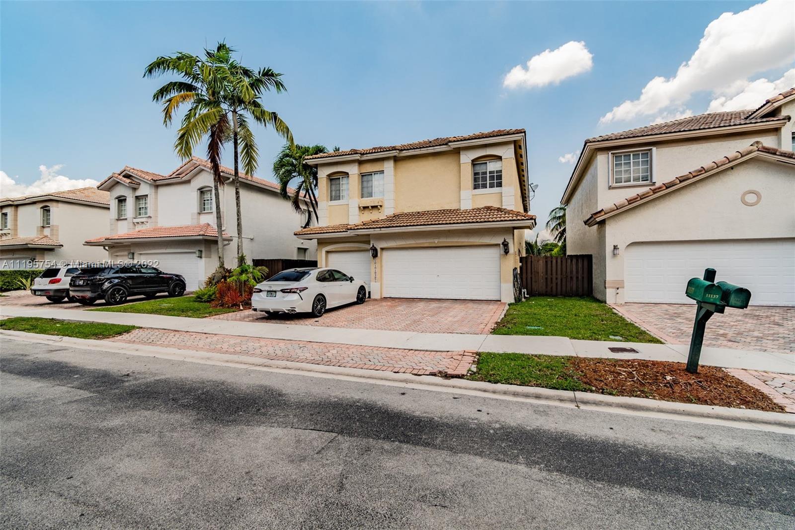 11137 NW 72nd Ter  For Sale A11195754, FL