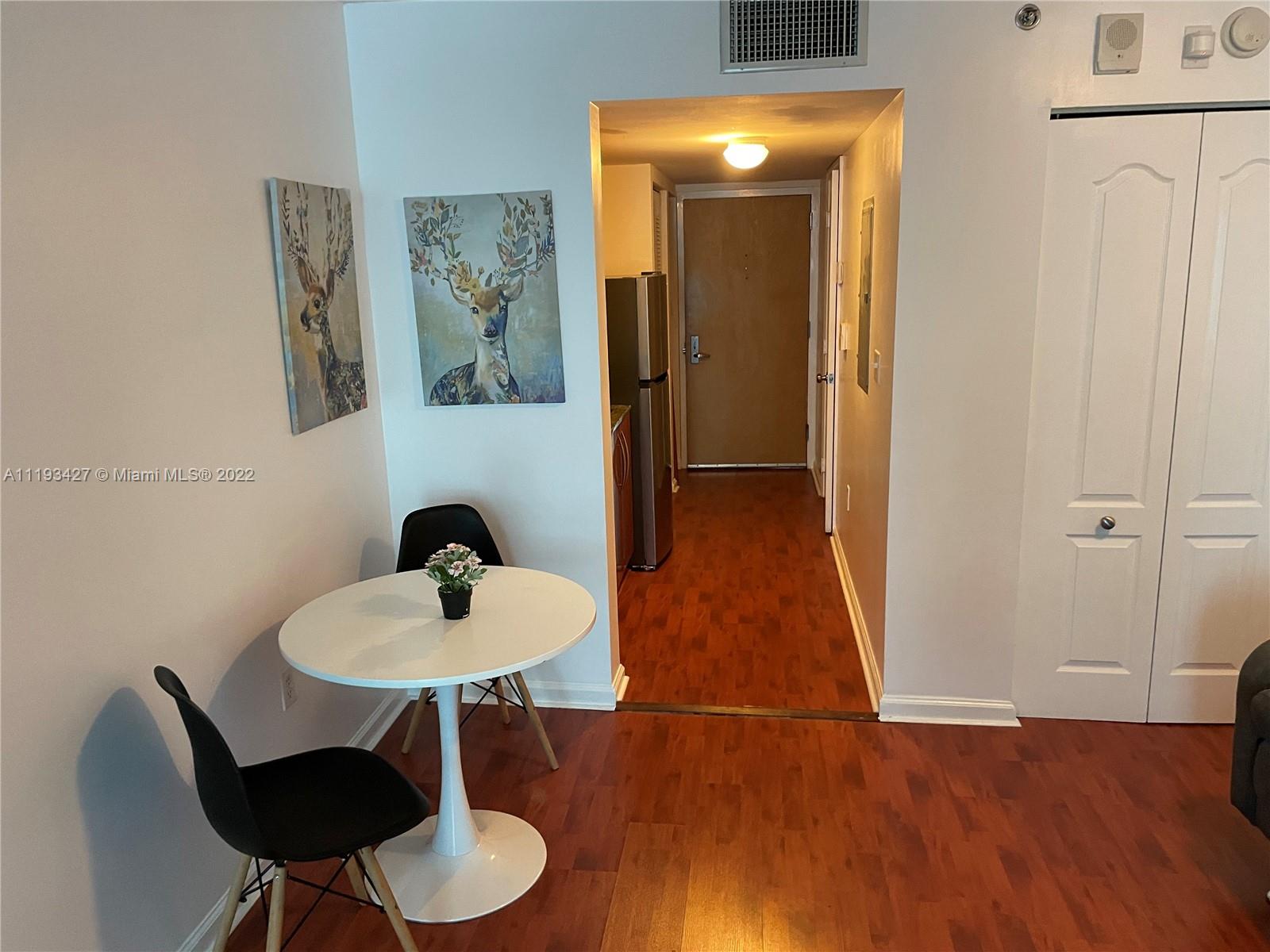 1200 Brickell Bay Dr 2510, Miami, Florida 33131, ,1 BathroomBathrooms,Residential,For Sale,1200 Brickell Bay Dr 2510,A11193427
