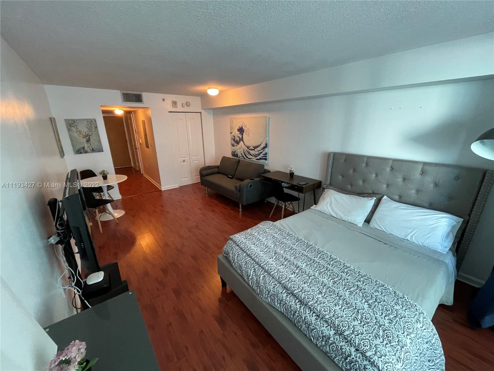 1200 Brickell Bay Dr 2510, Miami, Florida 33131, ,1 BathroomBathrooms,Residential,For Sale,1200 Brickell Bay Dr 2510,A11193427