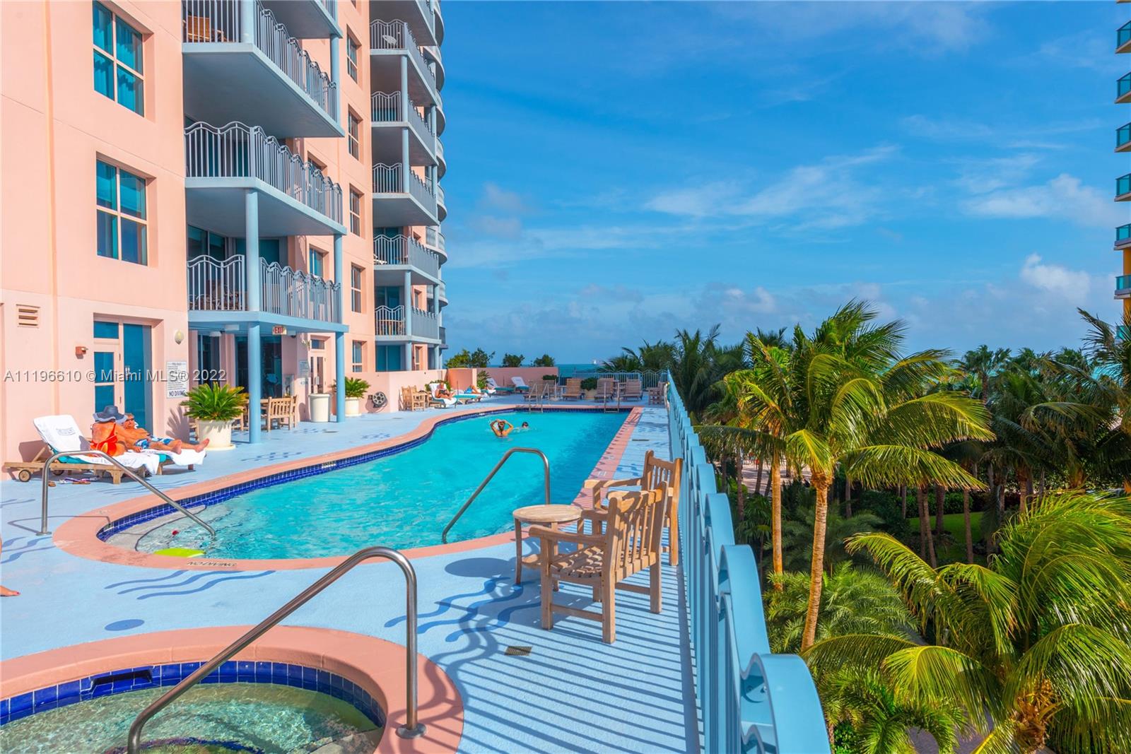 1500 Ocean Dr 704, Miami Beach, Florida 33139, 2 Bedrooms Bedrooms, ,3 BathroomsBathrooms,Residentiallease,For Rent,1500 Ocean Dr 704,A11196610