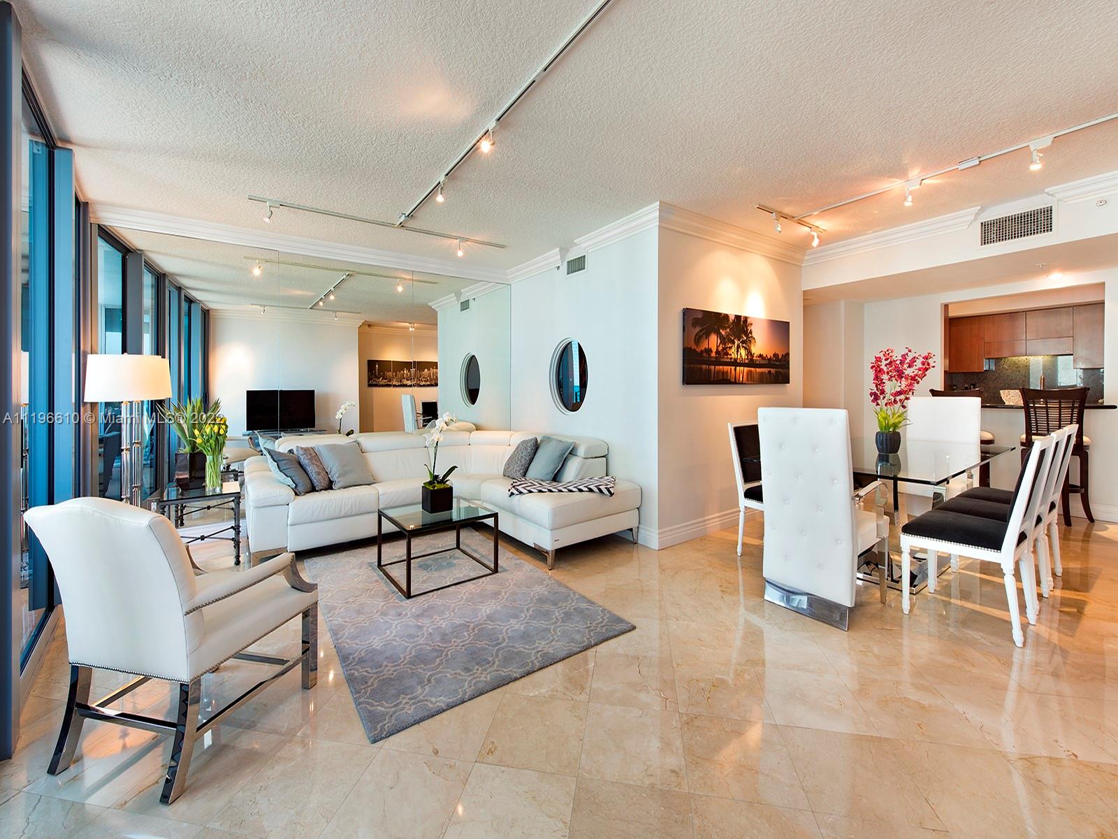 1500 Ocean Dr 704, Miami Beach, Florida 33139, 2 Bedrooms Bedrooms, ,3 BathroomsBathrooms,Residentiallease,For Rent,1500 Ocean Dr 704,A11196610