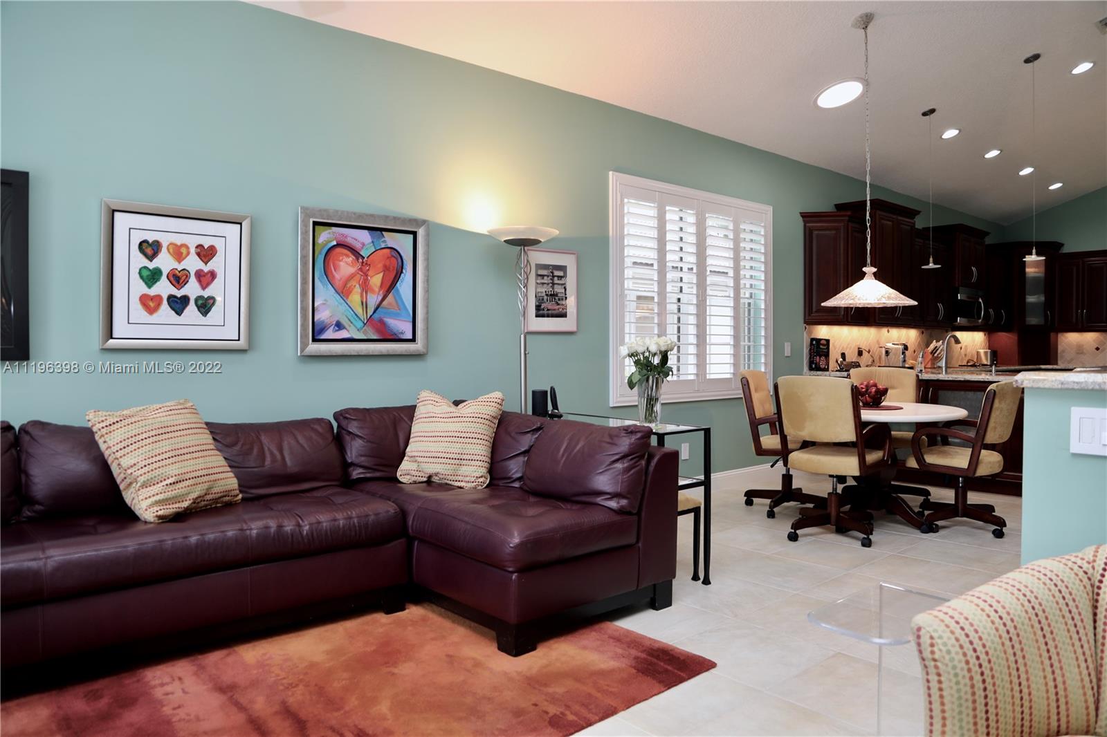 Listing Photo 17