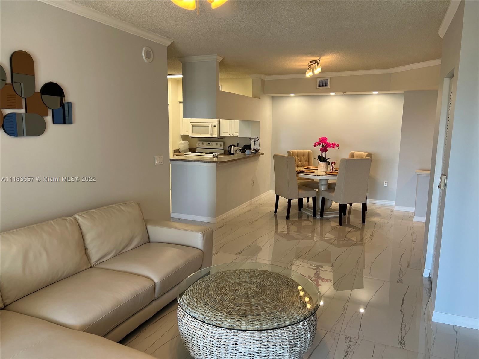 17150 N Bay Rd 2810, Sunny Isles Beach, Florida 33160, 2 Bedrooms Bedrooms, ,2 BathroomsBathrooms,Residentiallease,For Rent,17150 N Bay Rd 2810,A11183657