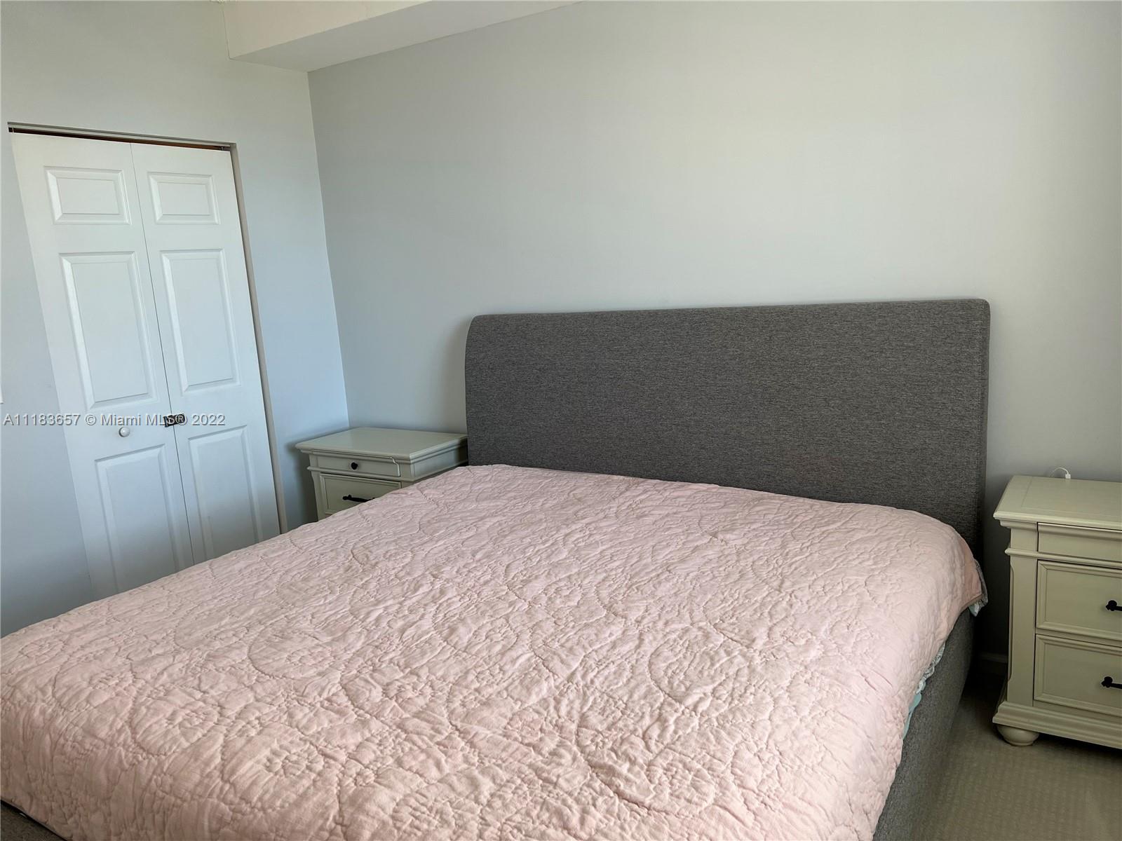 17150 N Bay Rd 2810, Sunny Isles Beach, Florida 33160, 2 Bedrooms Bedrooms, ,2 BathroomsBathrooms,Residentiallease,For Rent,17150 N Bay Rd 2810,A11183657